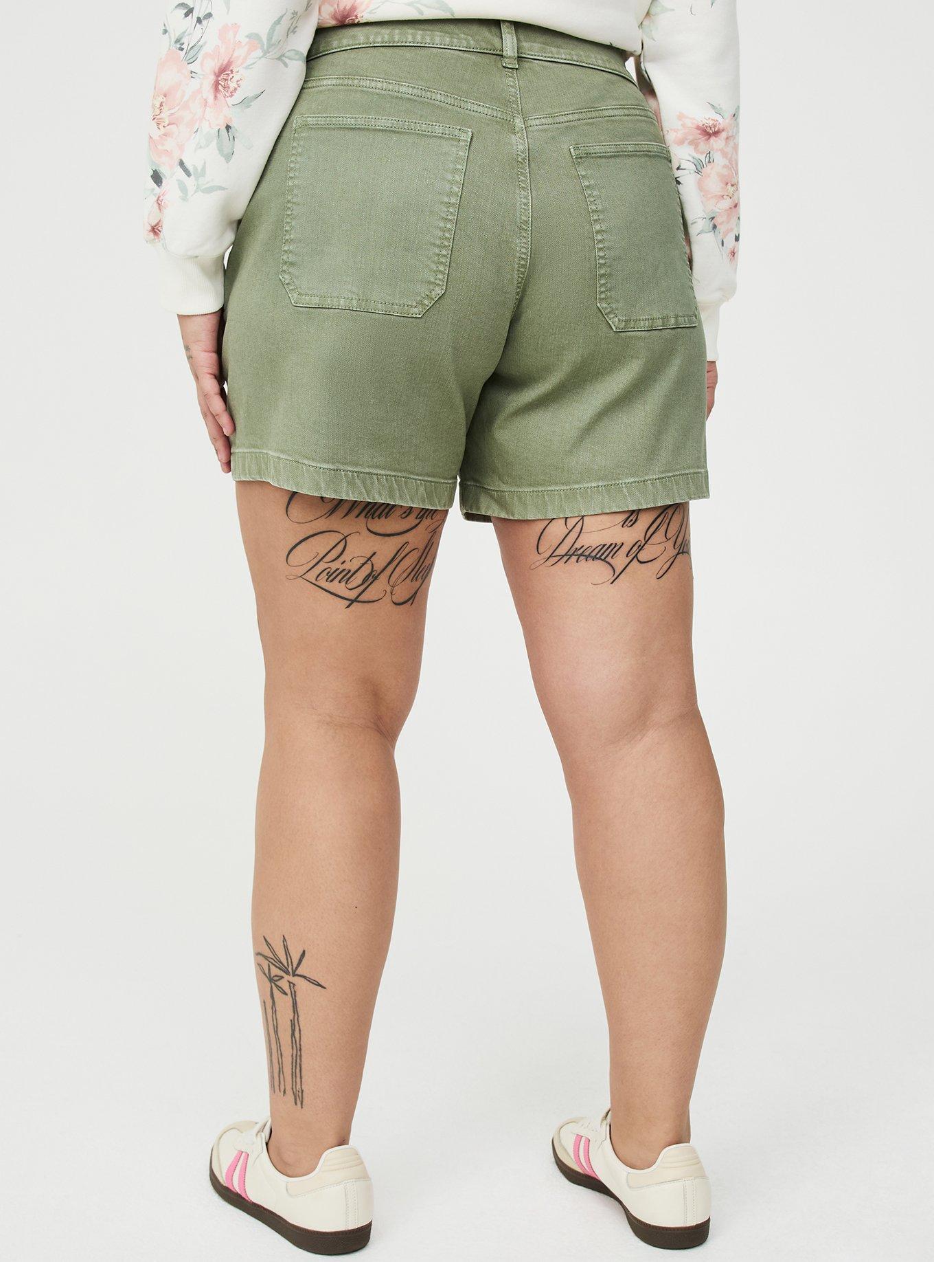 7'' High-Rise Loose Short, HEDGE GREEN, alternate