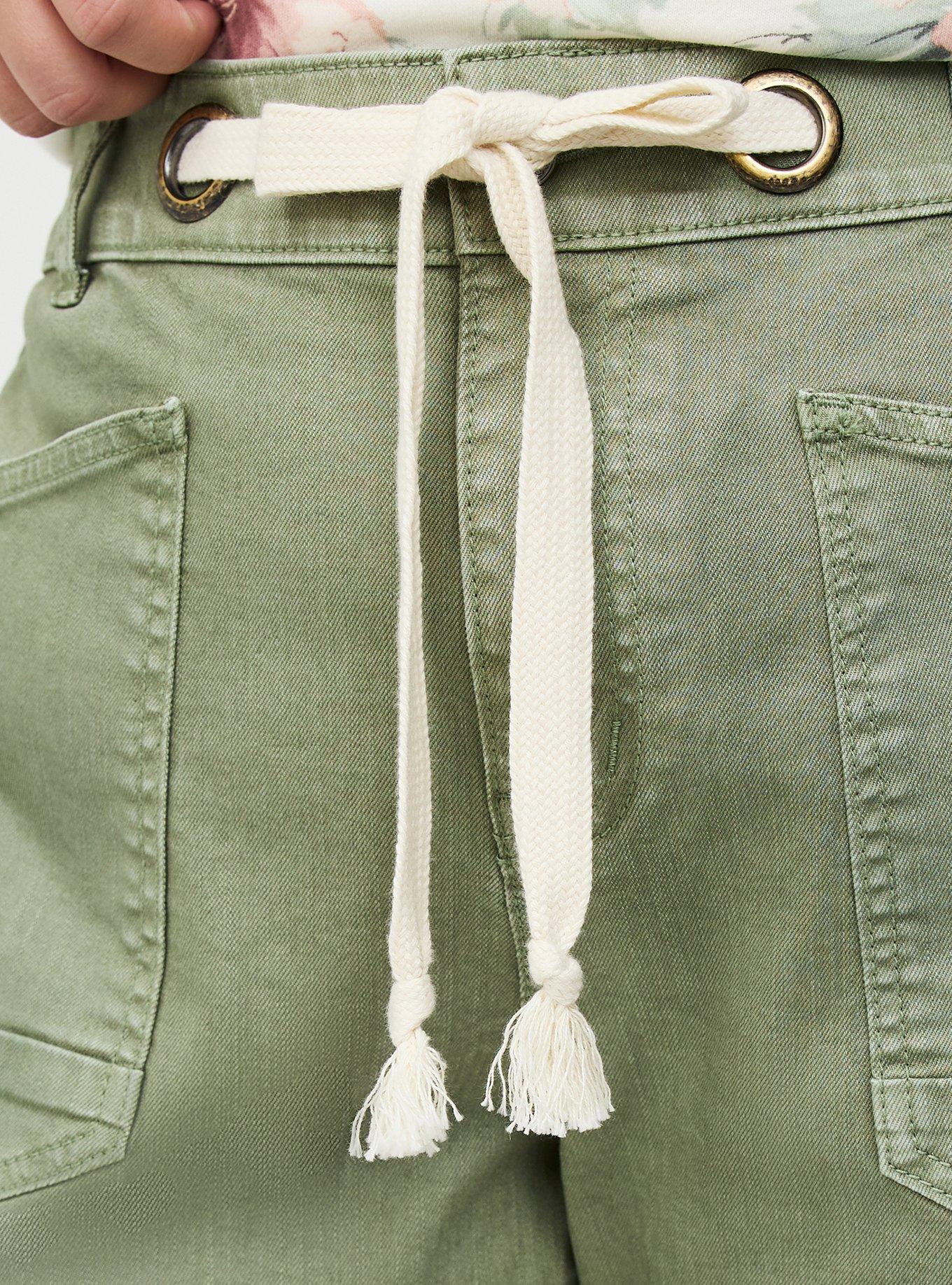 7'' High-Rise Loose Short, HEDGE GREEN, alternate