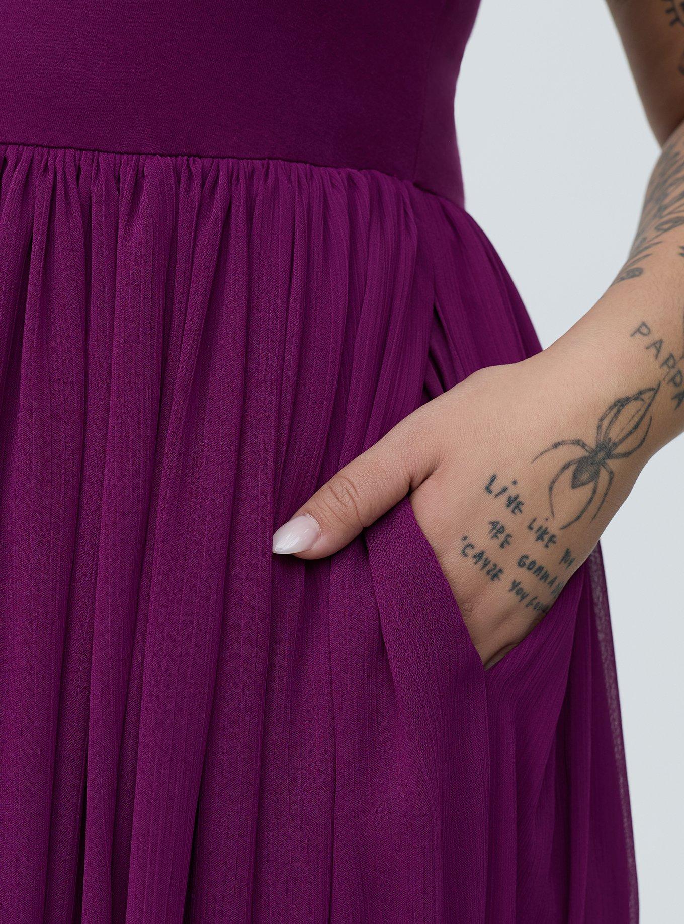 Plus Size - Textured Chiffon Maxi Dress