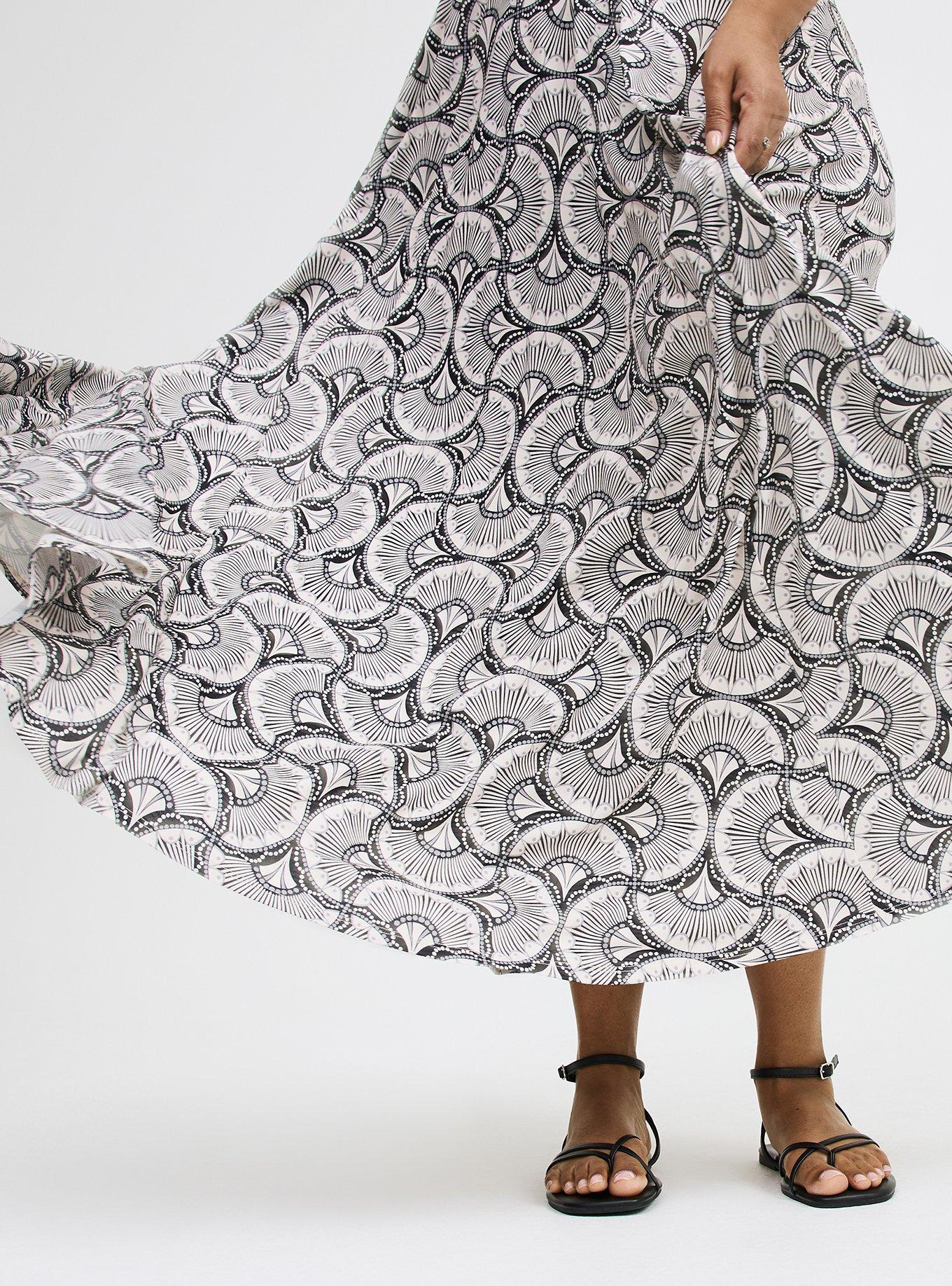 Cut-Out Waist Maxi Dress