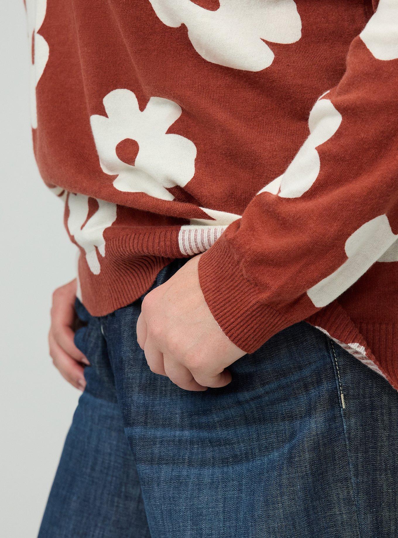 V-Neck Pullover Sweater, KASEY DAISY BRICK, alternate