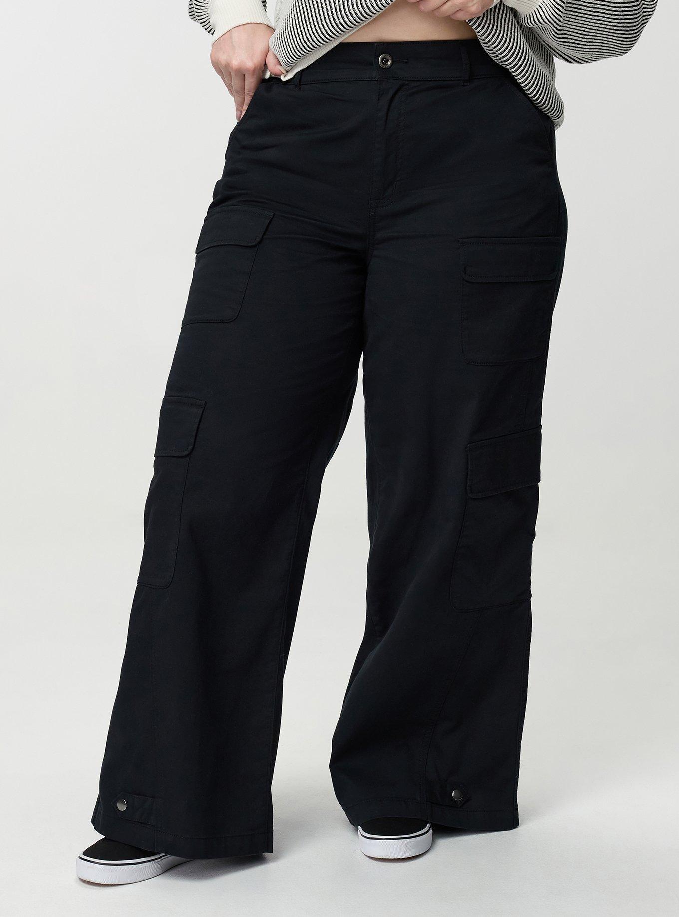 Plus Size High-Rise Baggy Cargo Wide-Leg Pant, DEEP BLACK, alternate