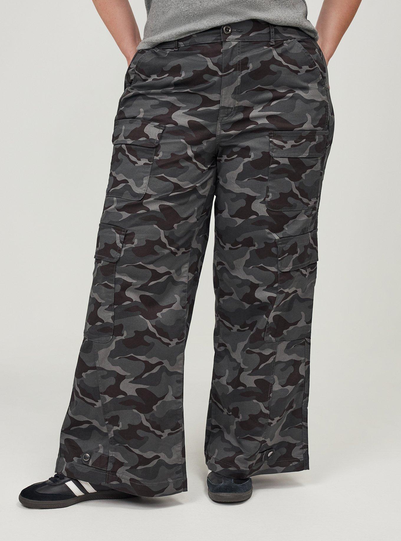 High-Rise Baggy Cargo Wide-Leg Pant, CAMO CADET, alternate