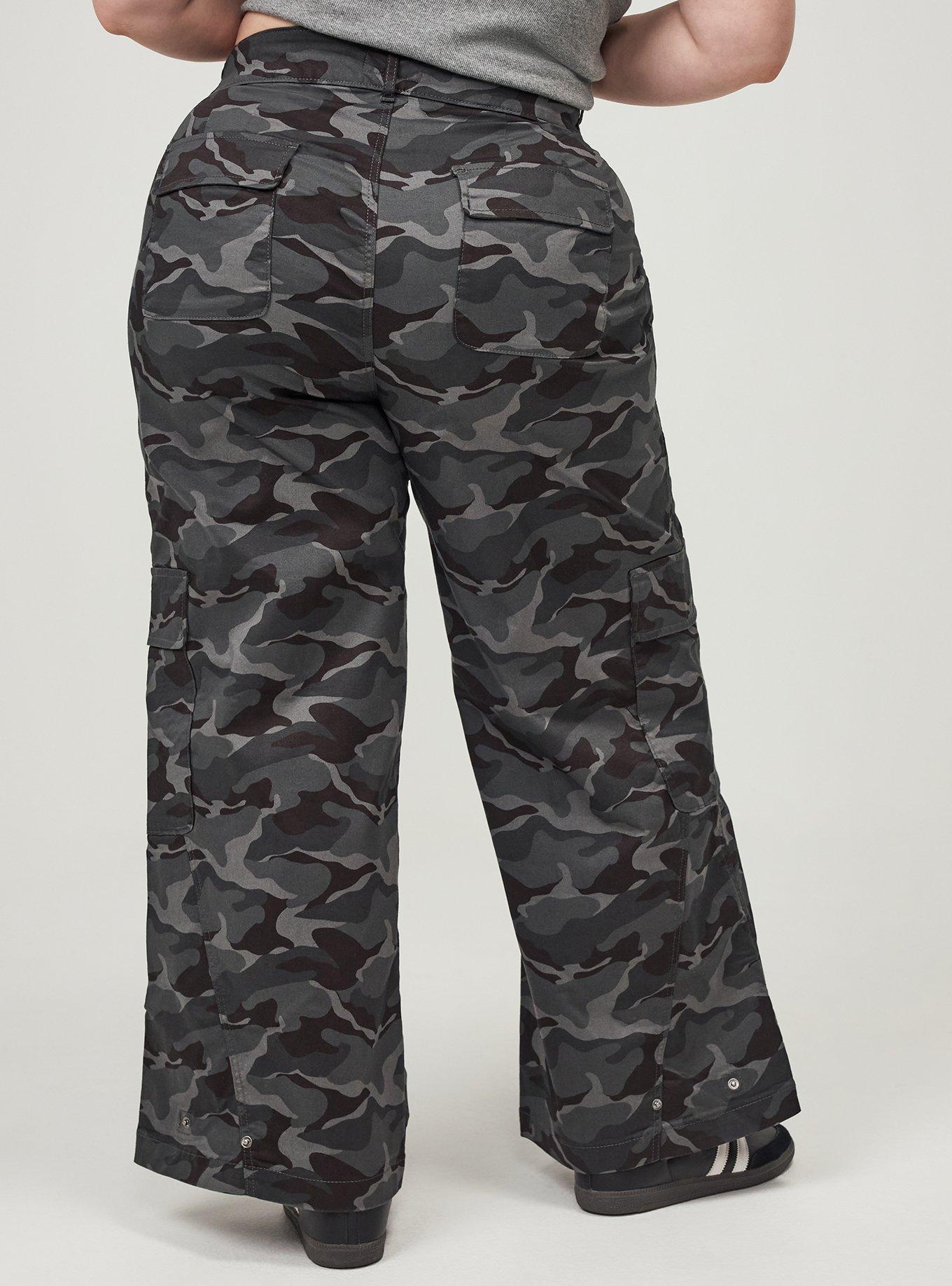 High-Rise Baggy Cargo Wide-Leg Pant, CAMO CADET, alternate