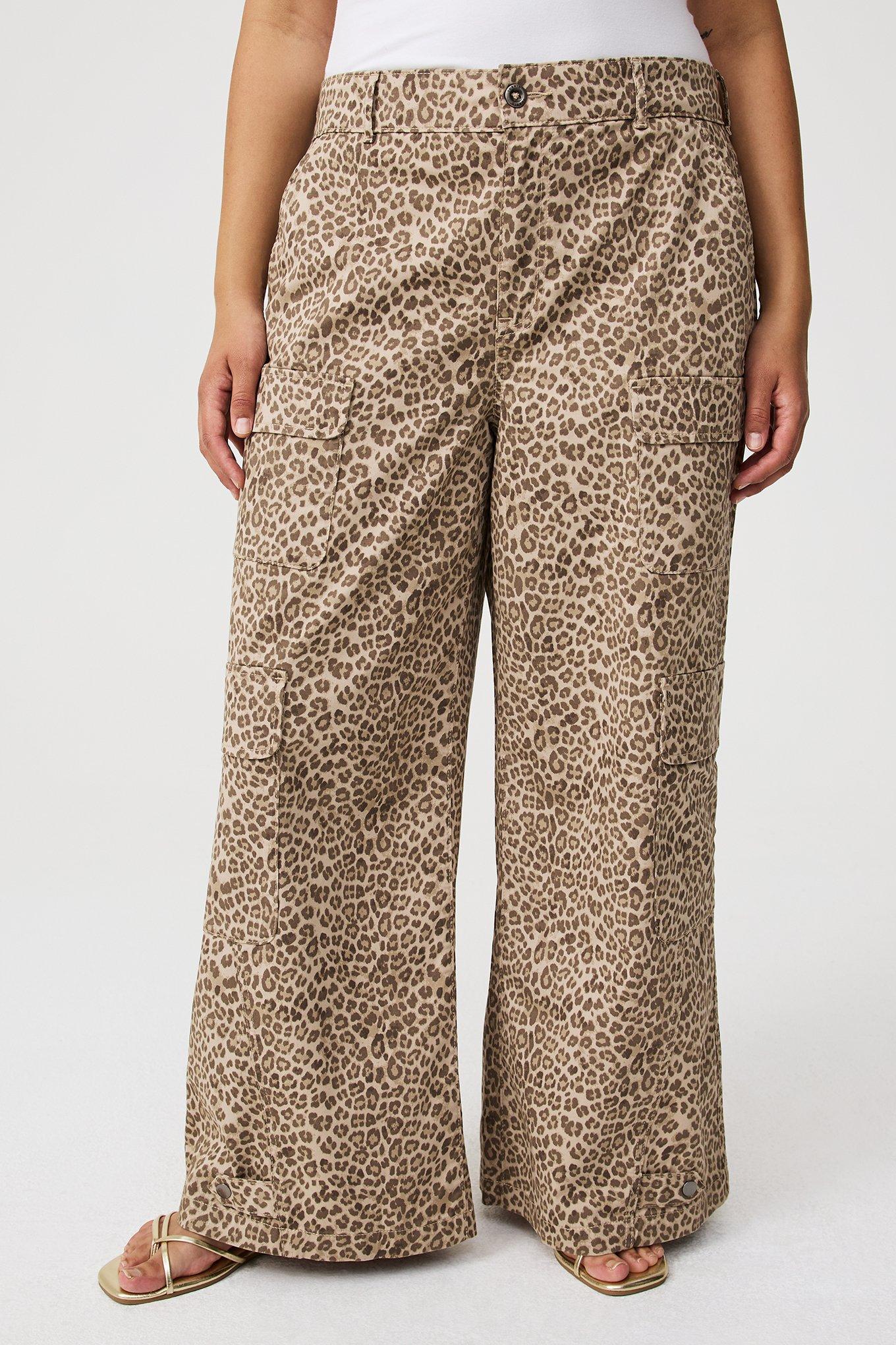 High-Rise Baggy Cargo Wide Leg Pant