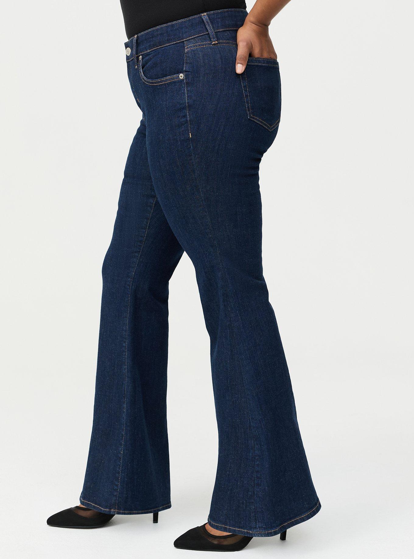 Perfect Super-Flare Mid-Rise Jean