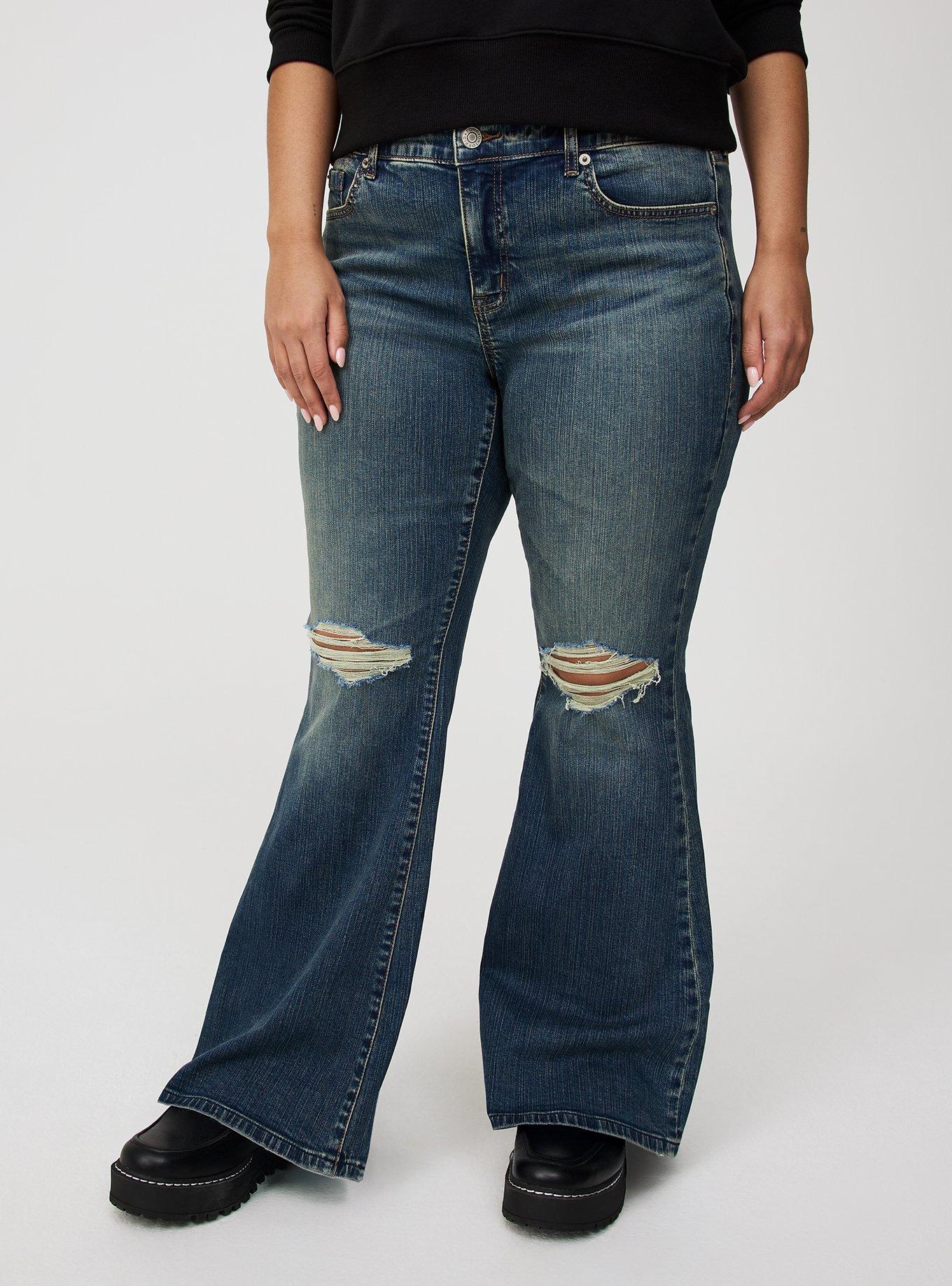 Perfect Super-Flare Mid-Rise Jean