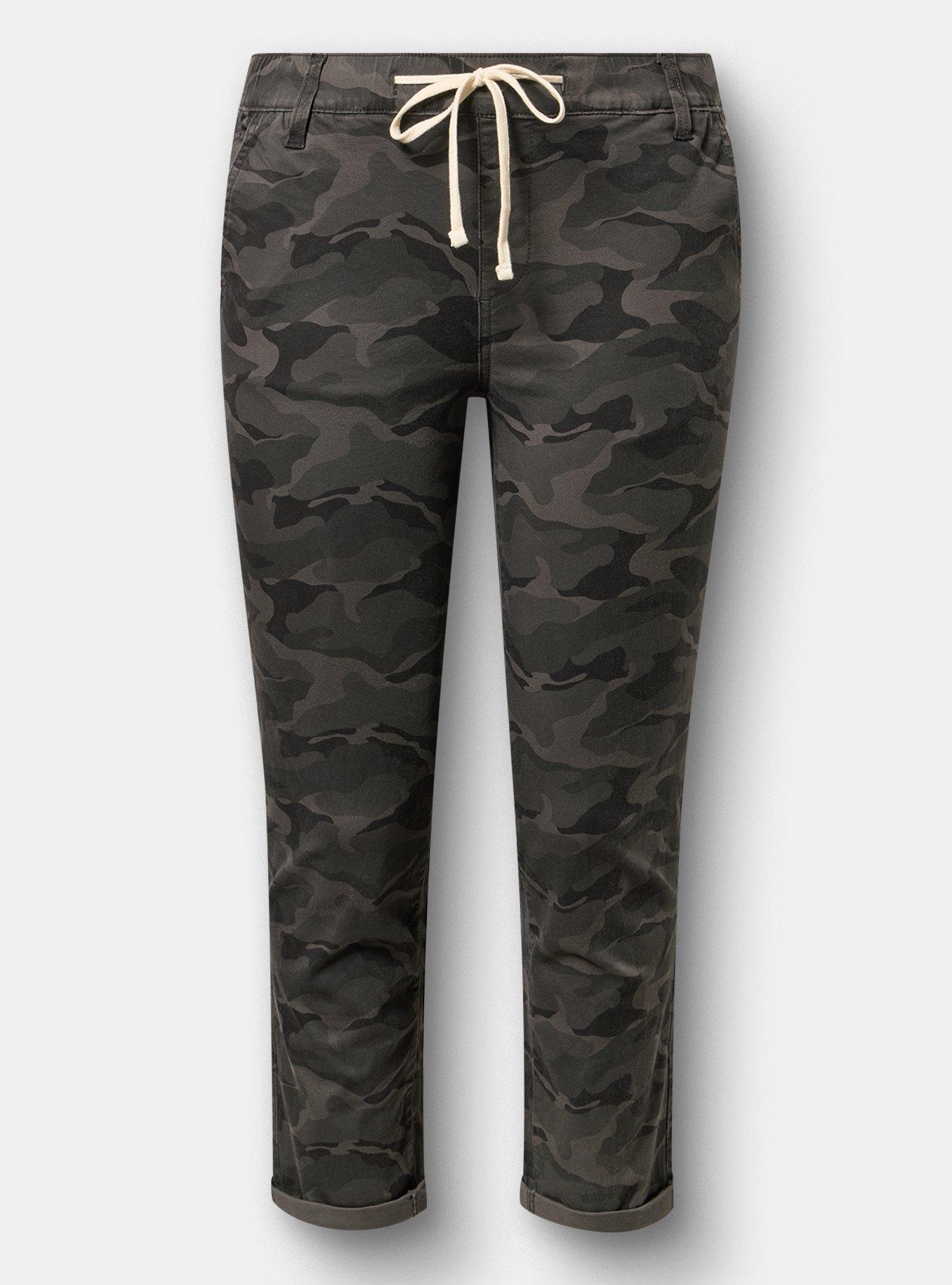 Plus Size Weekend Mid-Rise Straight Pant, CAMO CADET BLACK, flat
