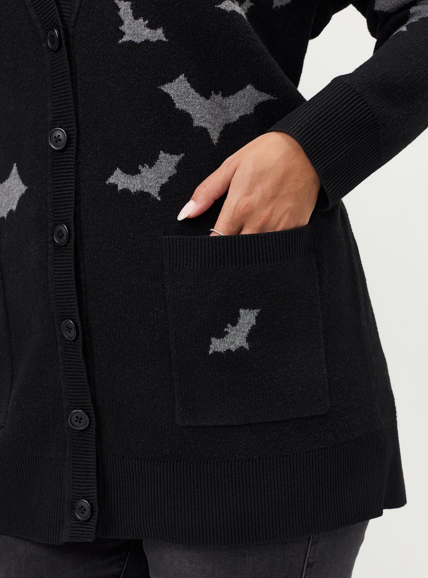 Plus Size Luxe Cozy Boyfriend Cardigan, MIDNIGHT BATS DEEP BLACK, alternate
