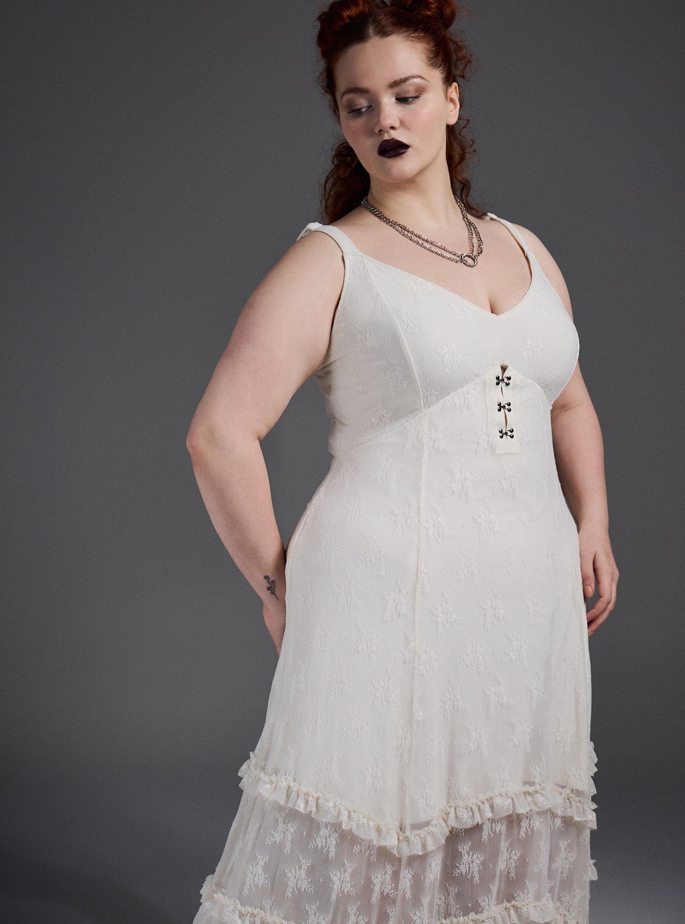 Nightfall Tiered Lace Maxi Dress