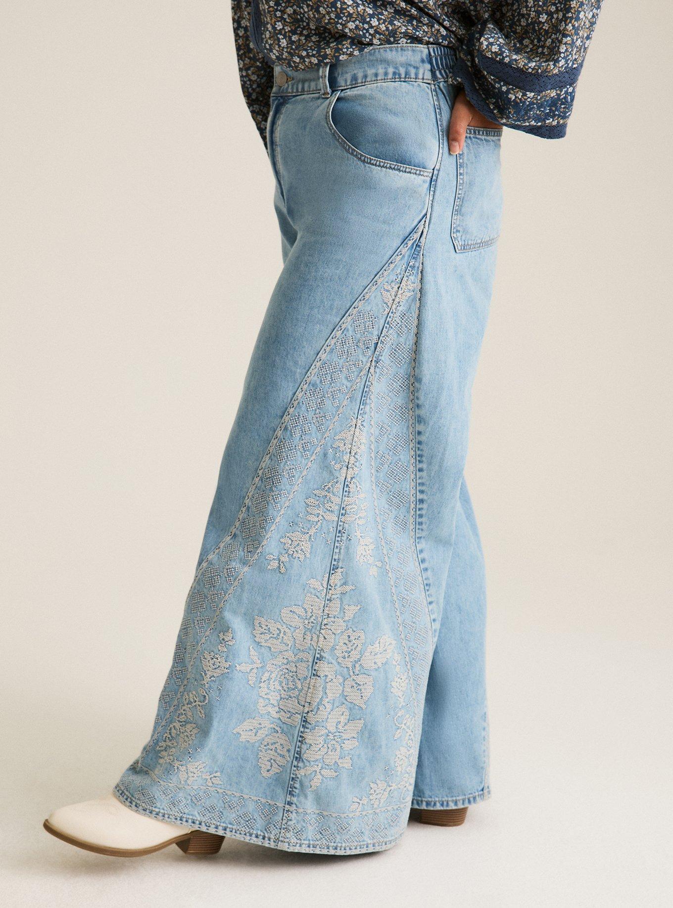 Festi Embroidered Wide Leg Jean