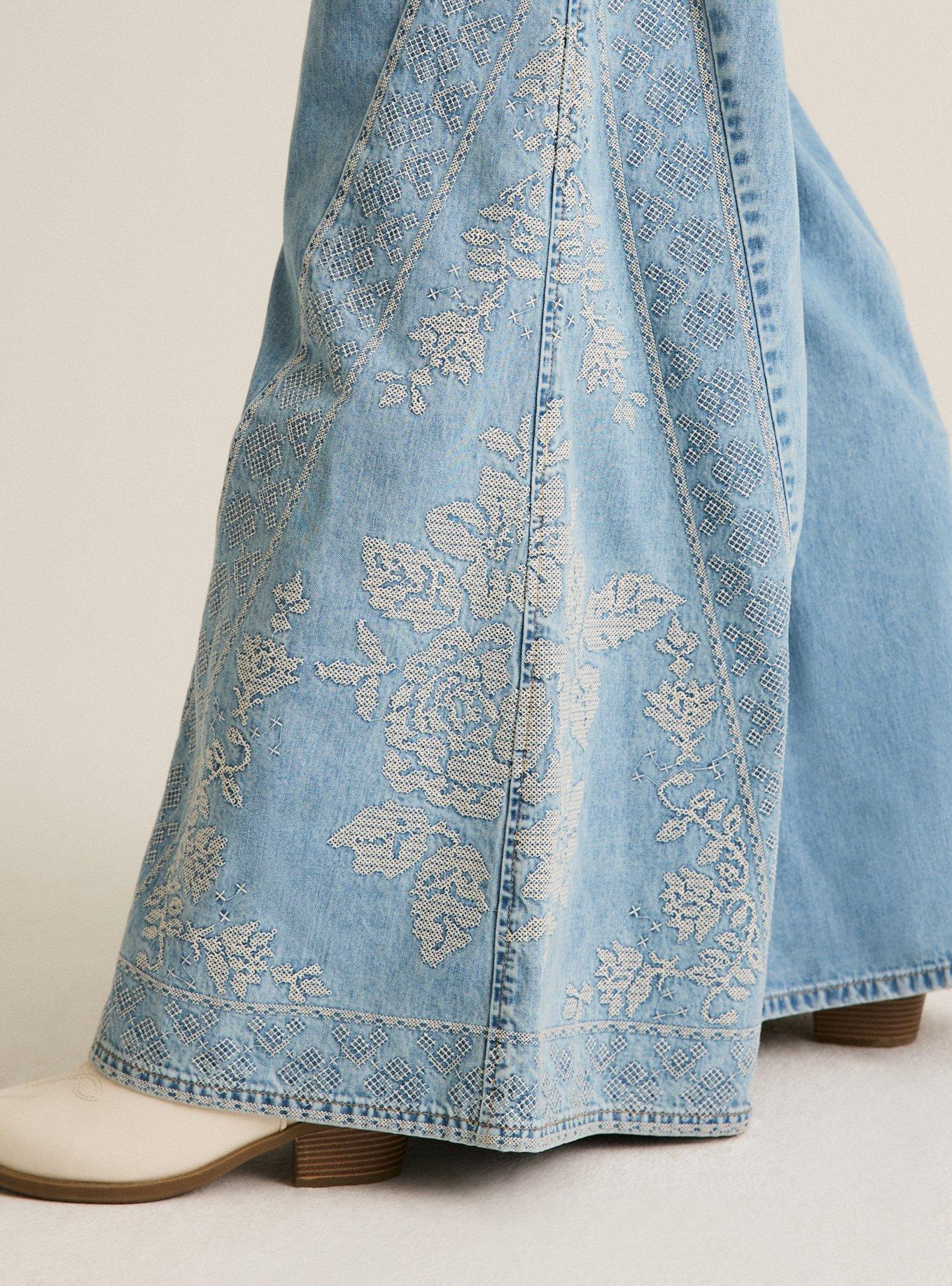 Festi Embroidered Wide Leg Jean