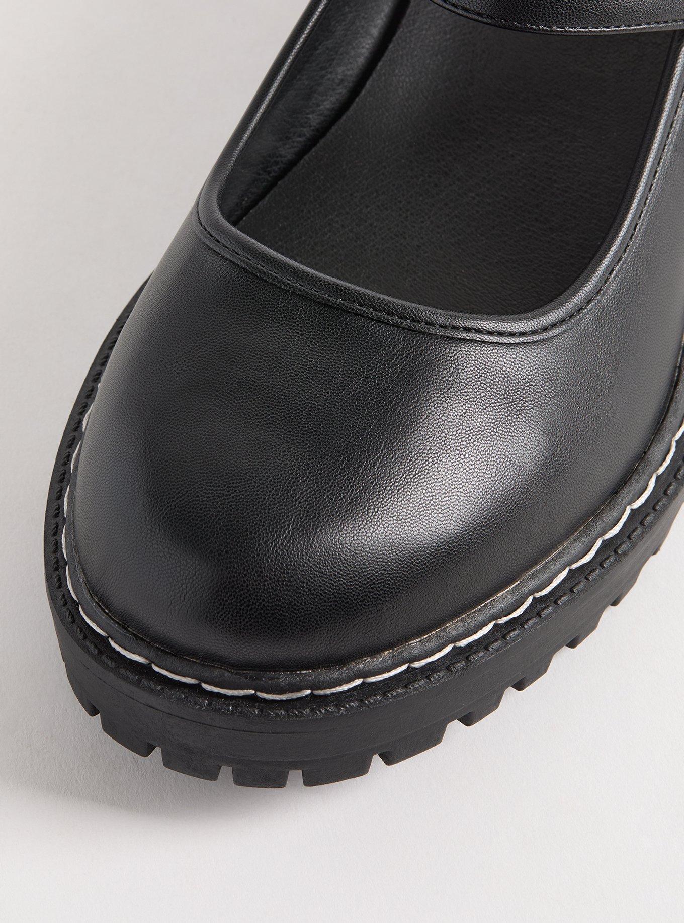 Lug Sole Mary Jane Flat (WW)