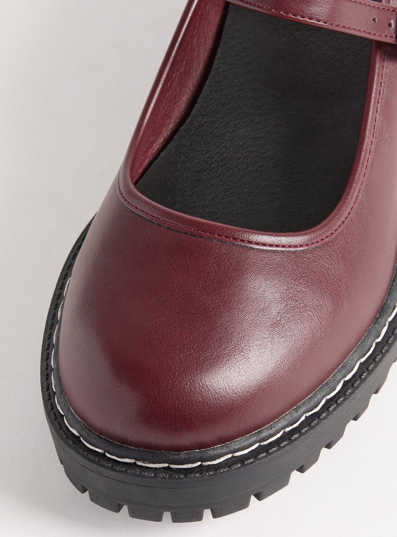 Lug Sole Mary Jane Flat (WW)