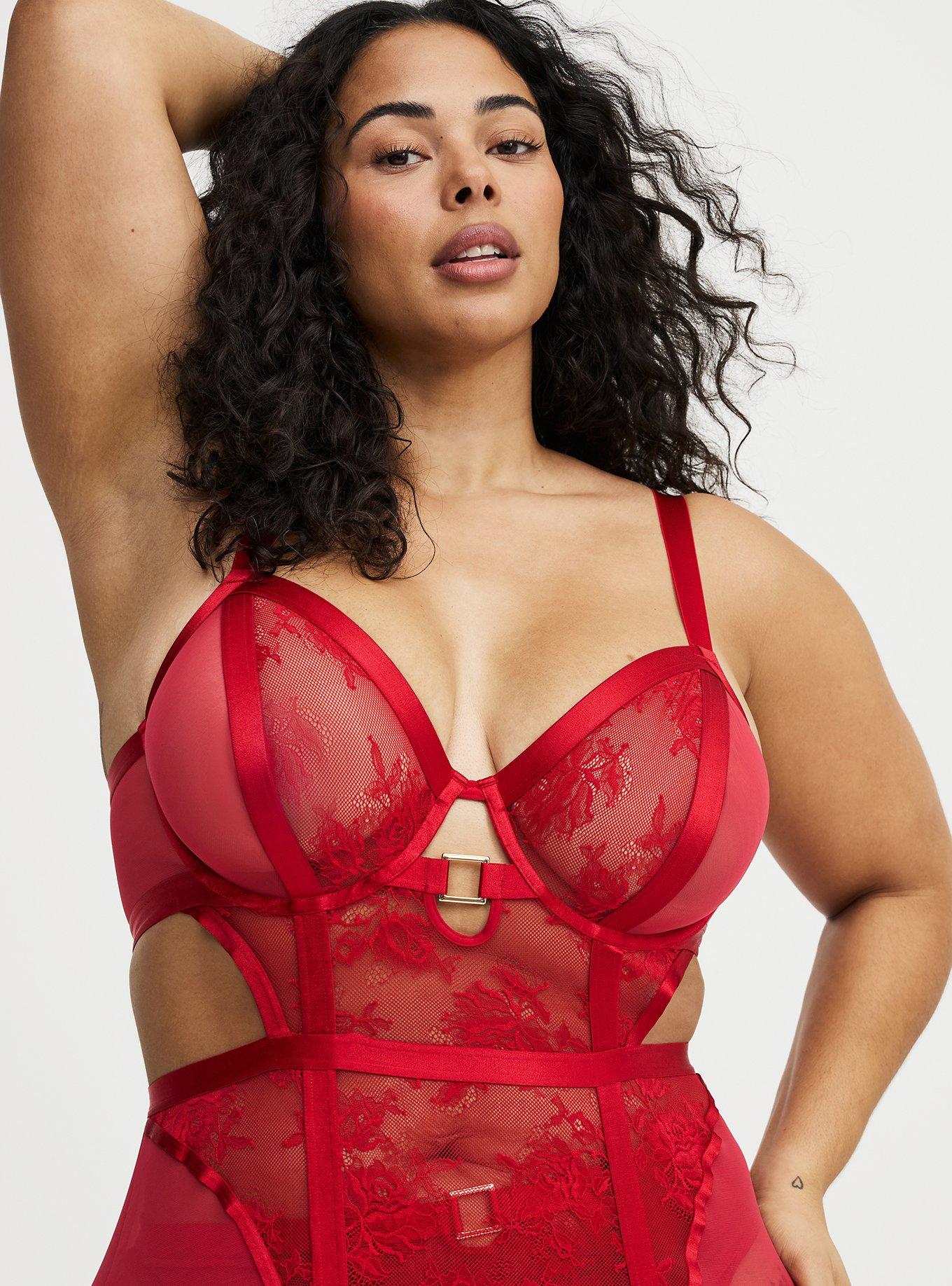 Mob Wife Strappy Underwire Lace Chemise