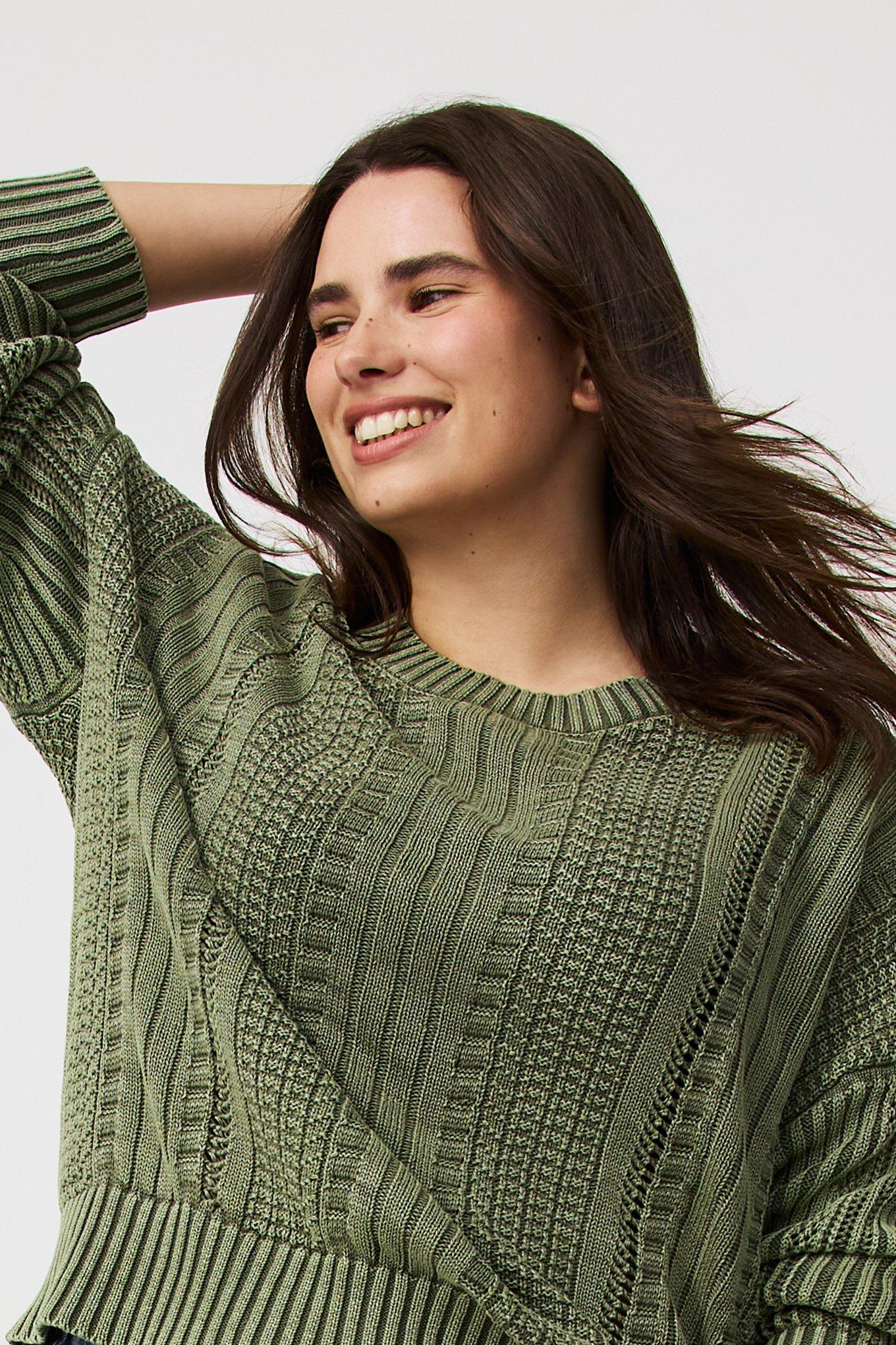 Cable Knit Pullover Sweater