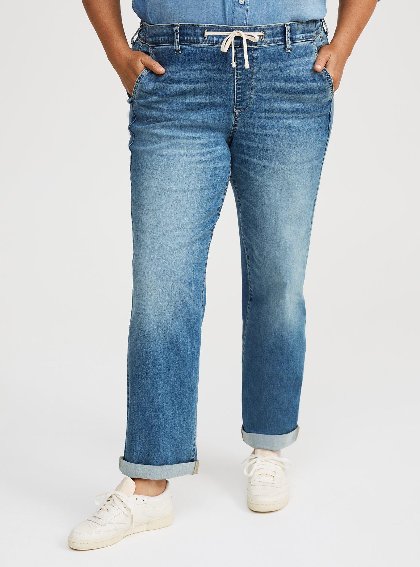 Weekend Boyfriend Mid-Rise Straight Jean