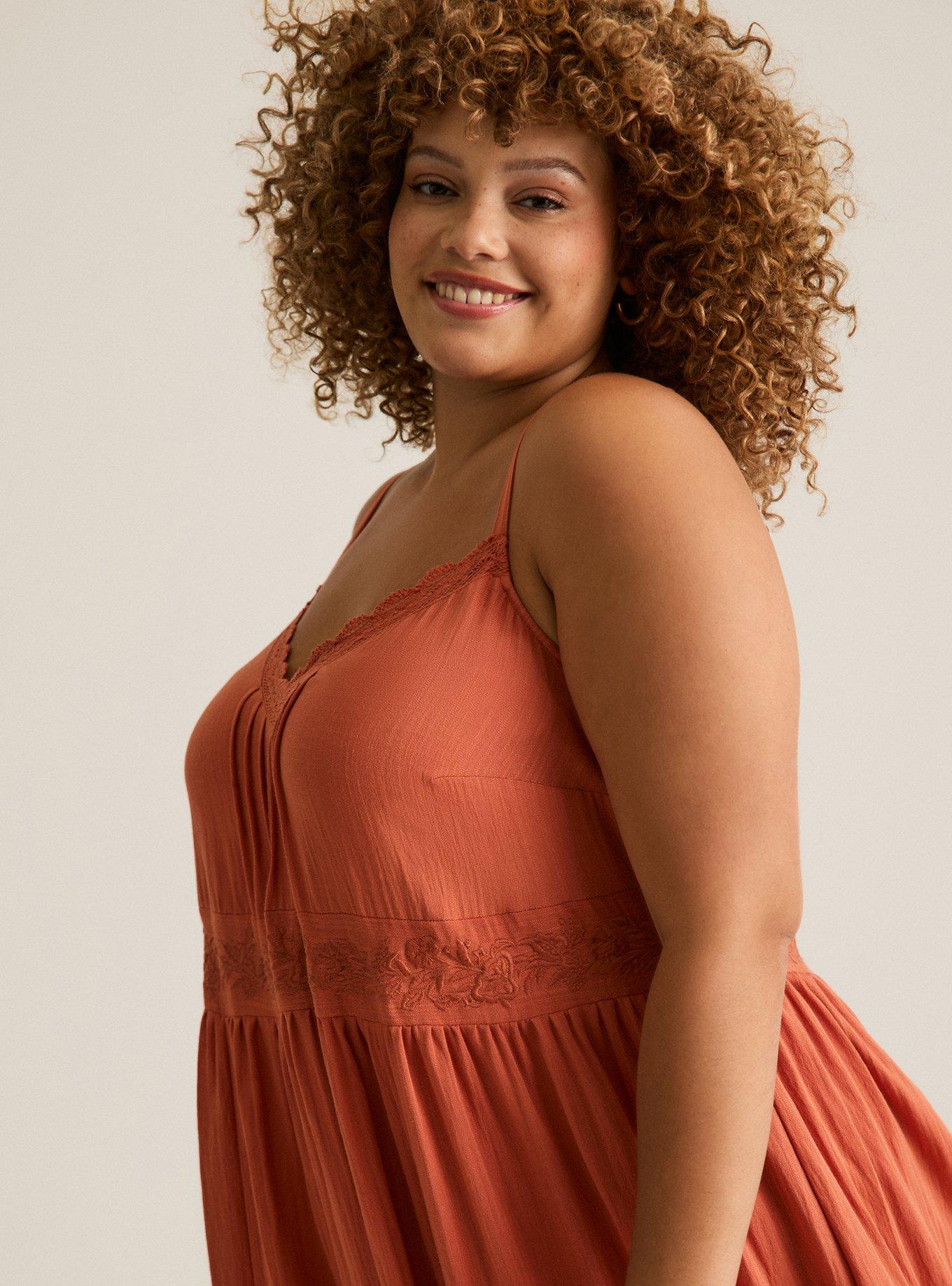 Festi Pleated Maxi Dress