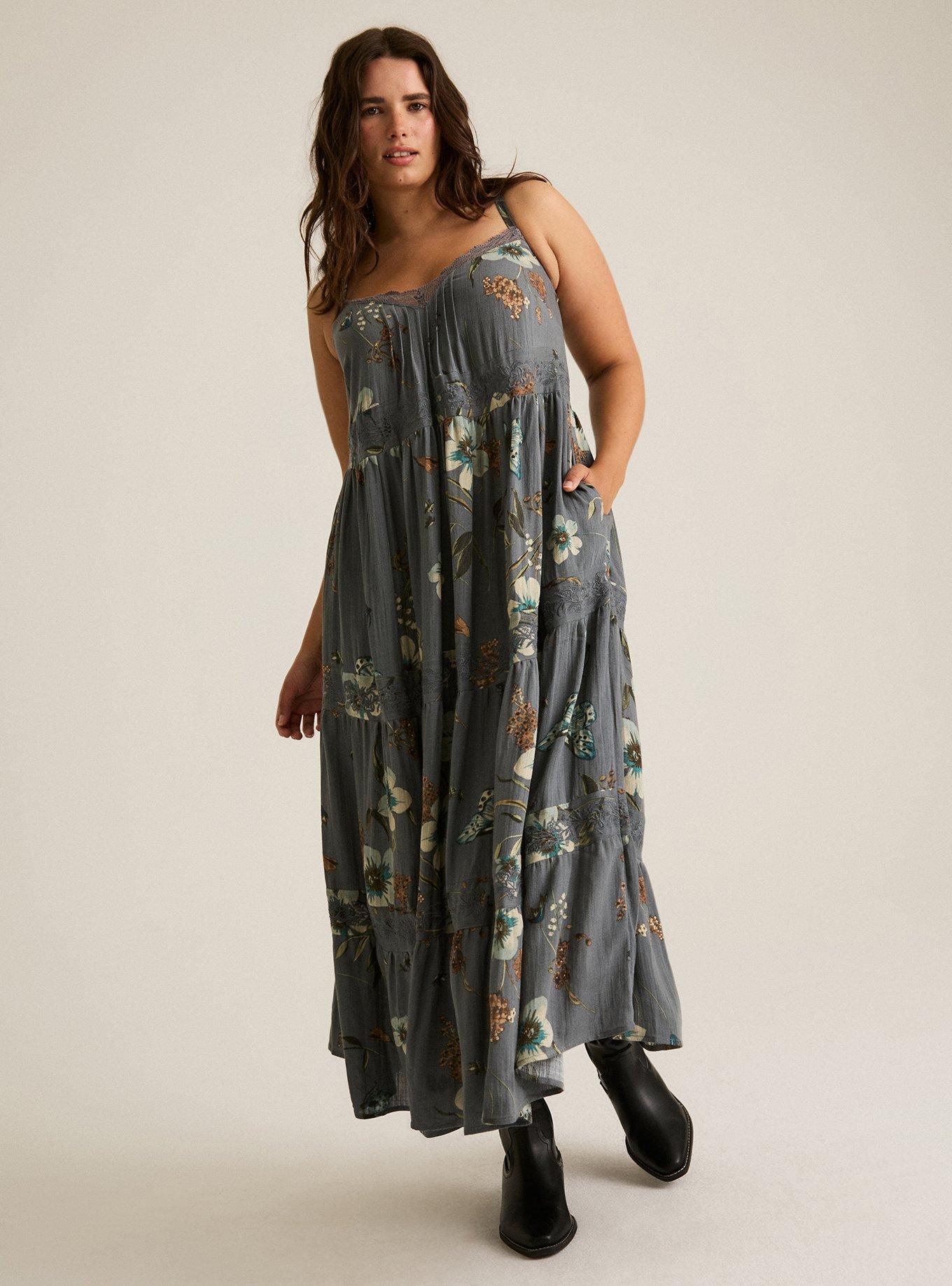 Festi Pleated Maxi Dress