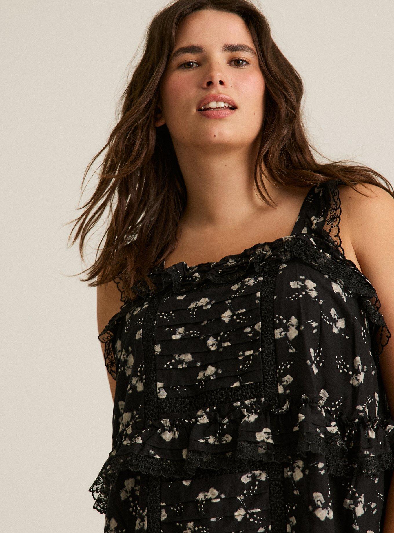 Festi Open Back Tiered Dress