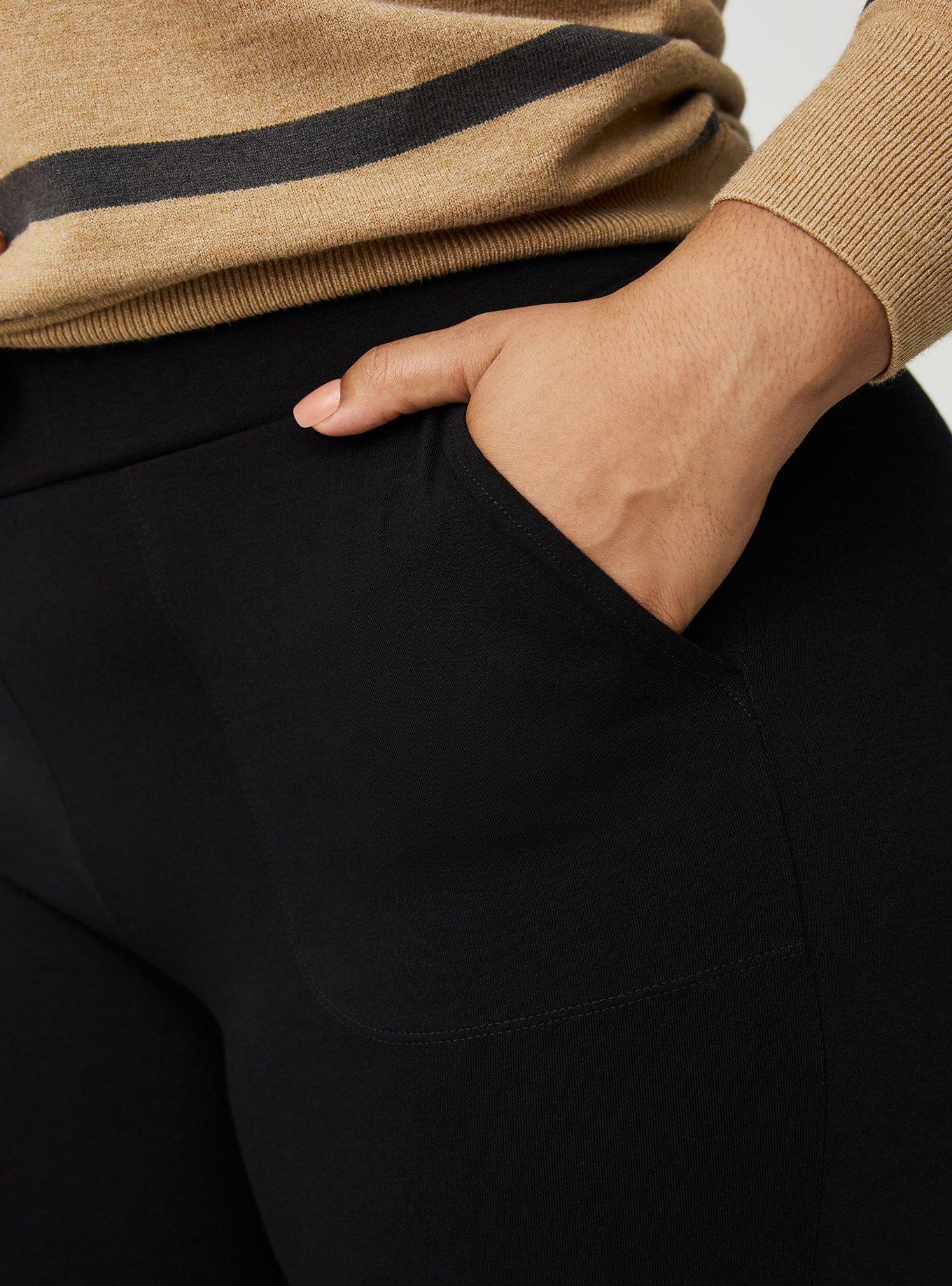 Full-Length Pocket Flare Legging
