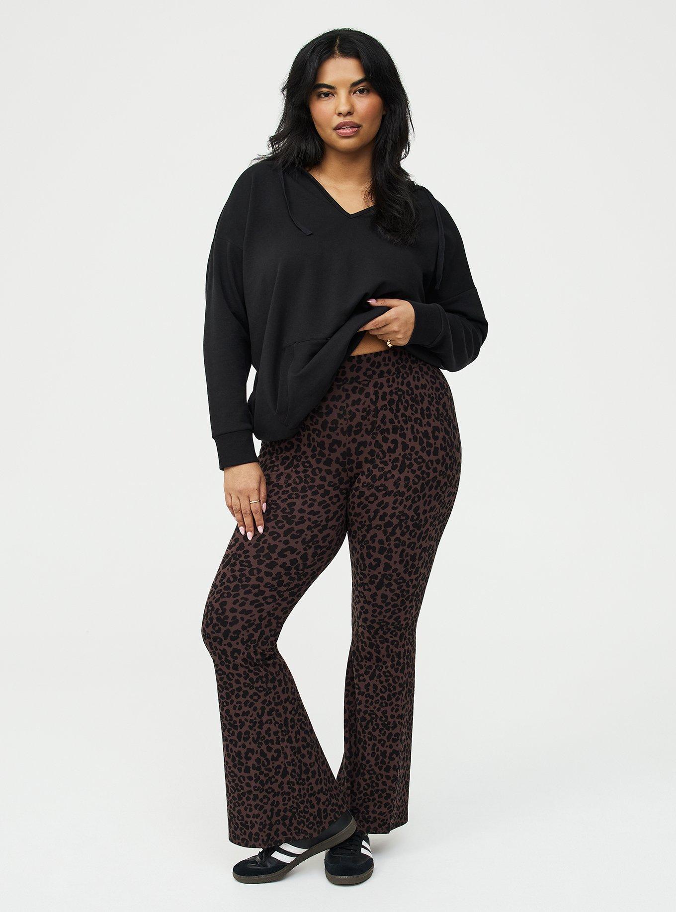 Full-Length Pocket Flare Legging, REAL DEAL LEO BROWN, hi-res