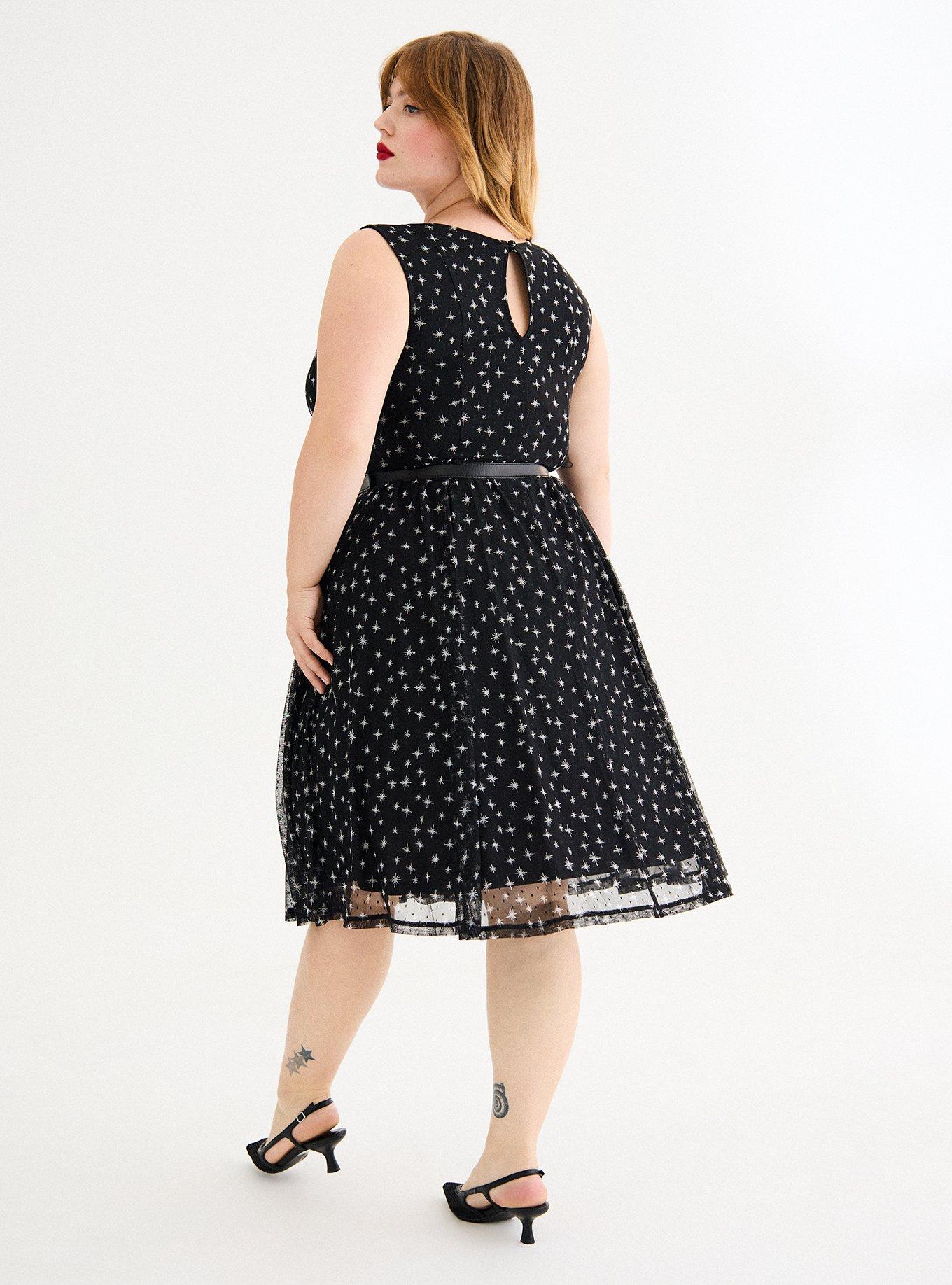 Retro Chic Knee-Length Mesh Dress