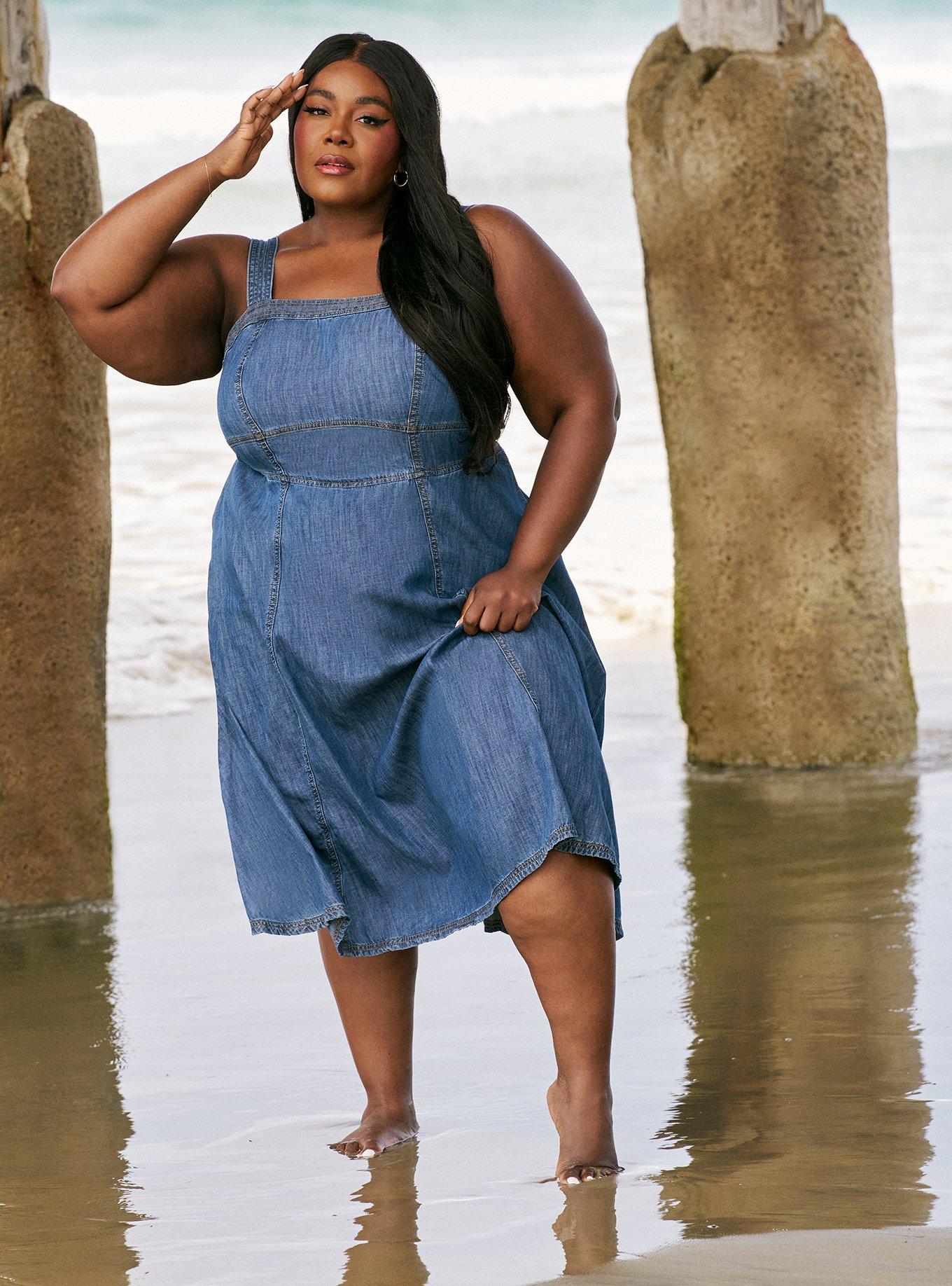Plus Size - Belle Isle Denim Midi Dress - Torrid