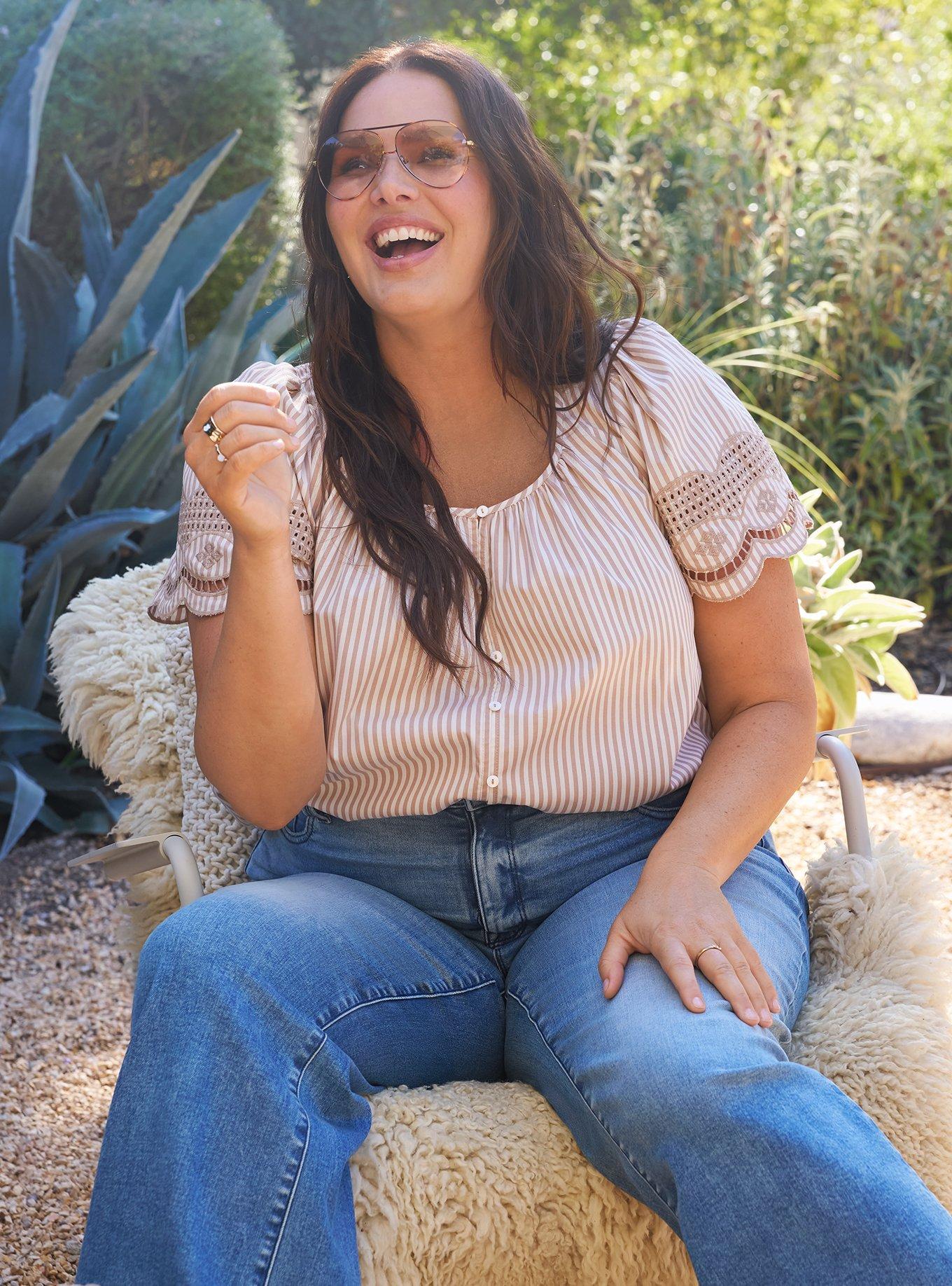 Belle Isle Scallop Sleeve Top