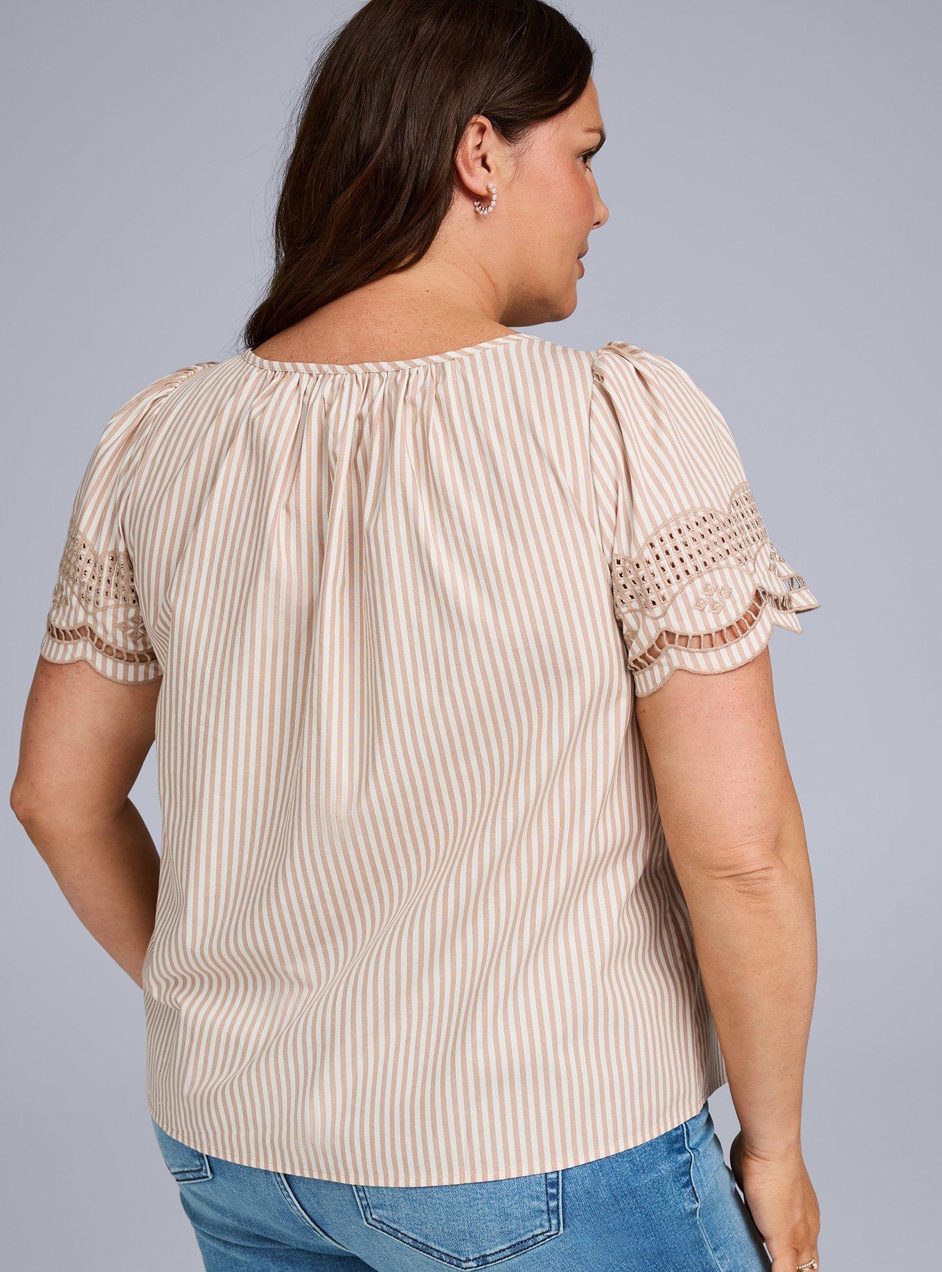 Belle Isle Scallop Sleeve Top