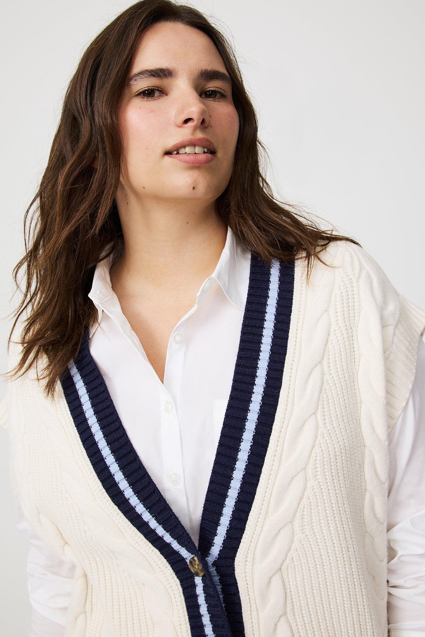 Cable Knit V-Neck Vest