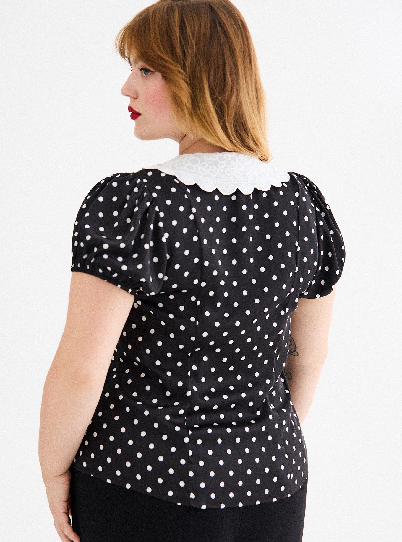 Retro Chic Lace Collar Blouse