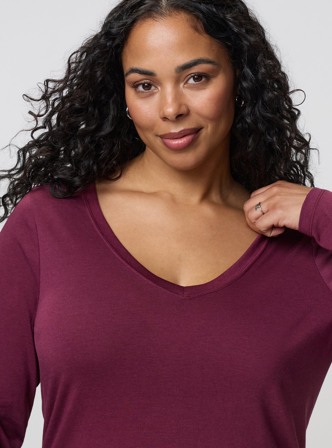 Girlfriend Signature Jersey V-Neck Long Sleeve Tee, MAROON BANNER, alternate