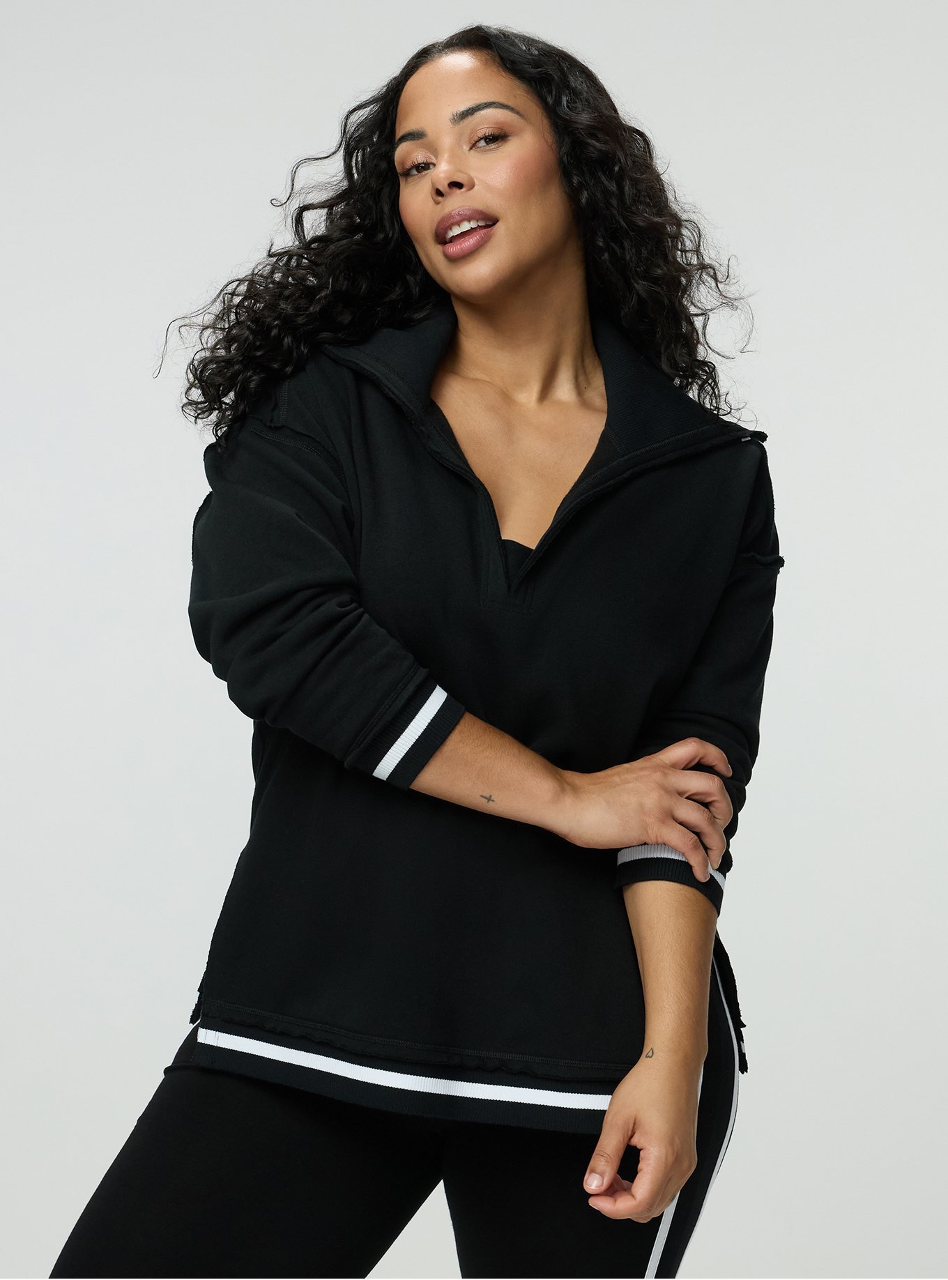 Cozy Fleece V-Neck Pullover Sweatshirt, BLACK WHITE, alternate