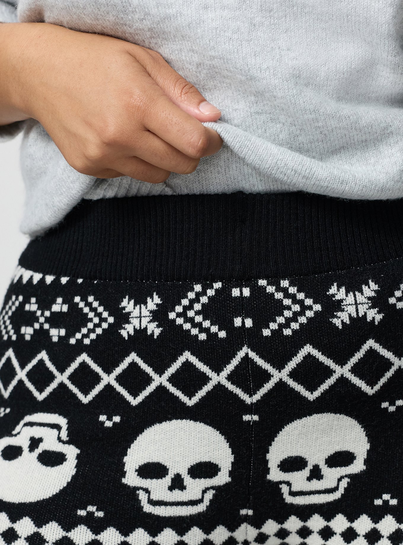 Full-Length Sweater Legging, CEMETARY FAIRISLE BW, alternate