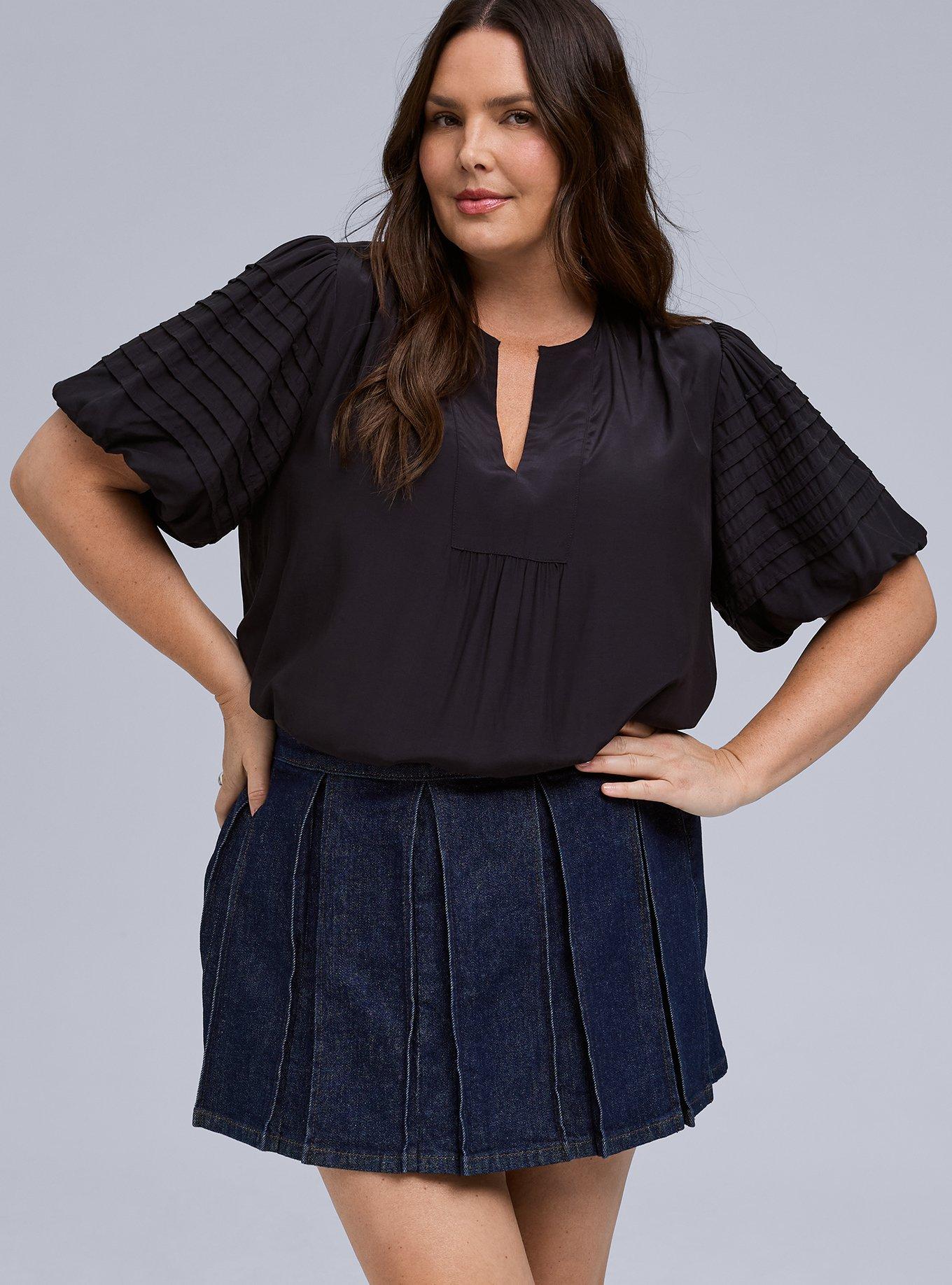 Belle Isle Split Neck Top