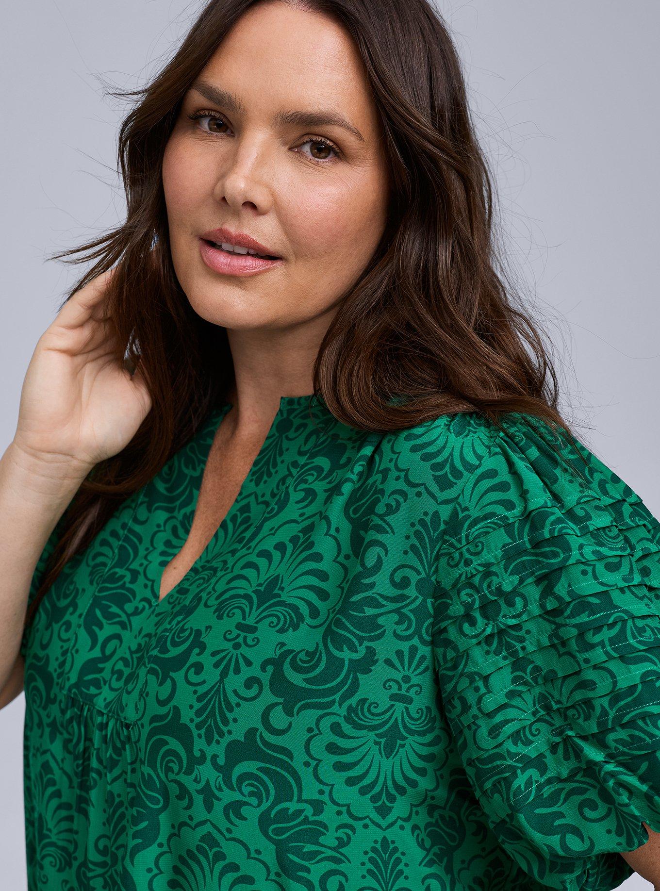 Belle Isle Split Neck Top