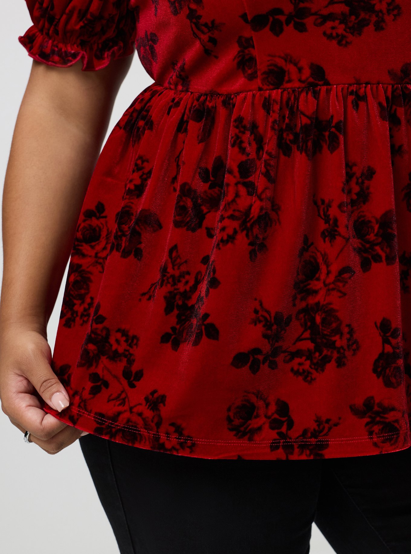Plus Size Curved V Wire Puff Sleeve Babydoll, ROSETTA FLORAL RED, alternate
