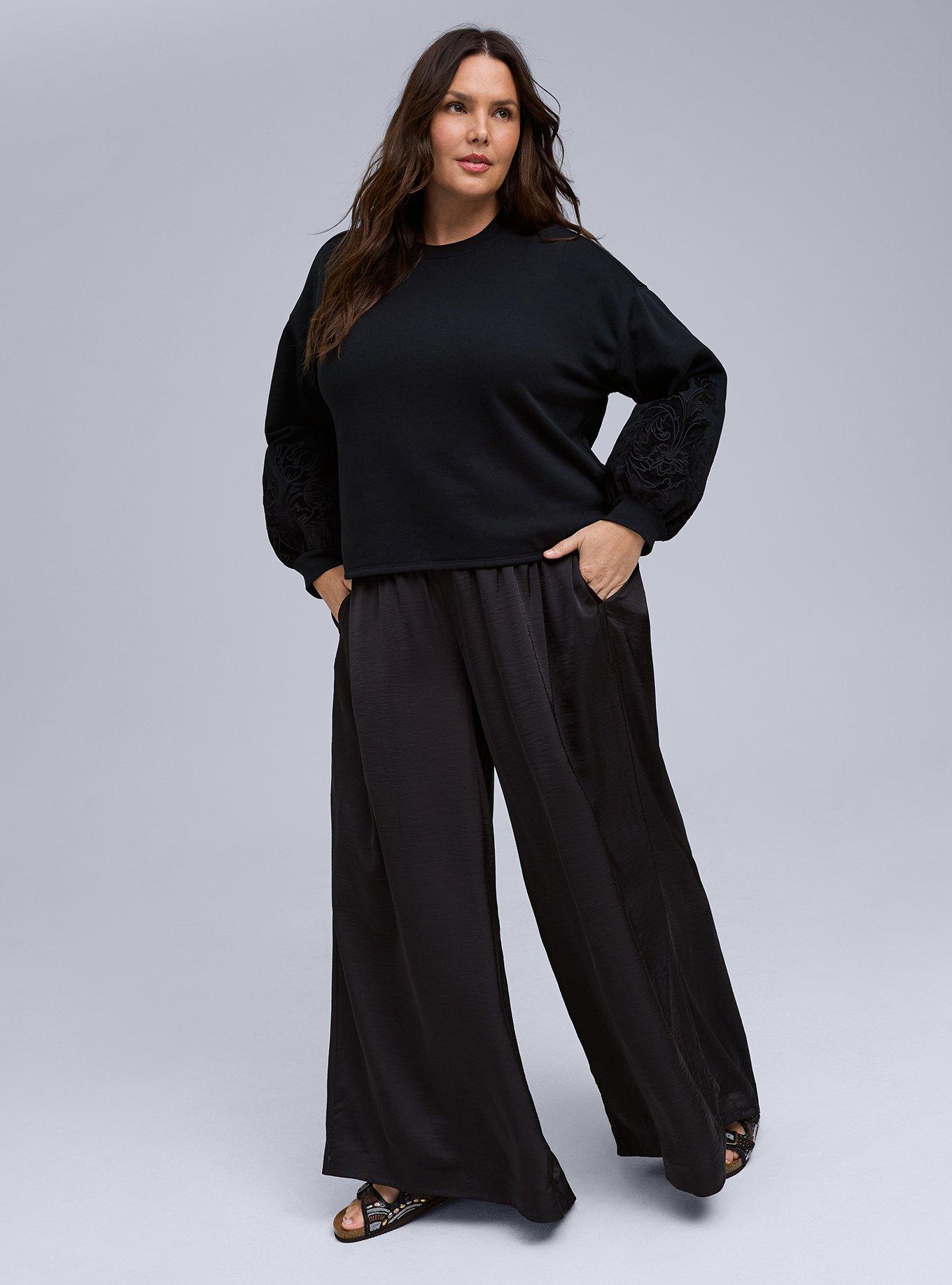 Belle Isle Floral Applique Sweatshirt