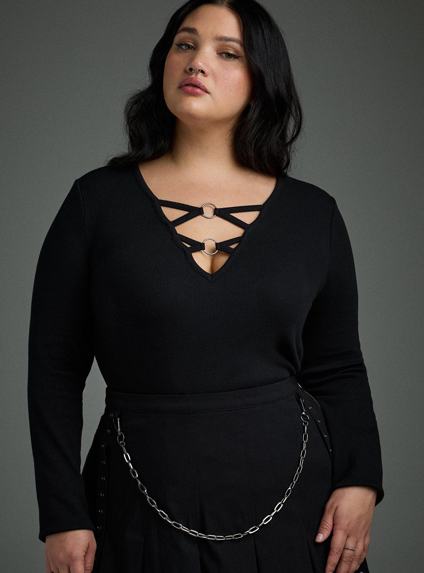Nightfall Lace-Front O-Ring Crop Top