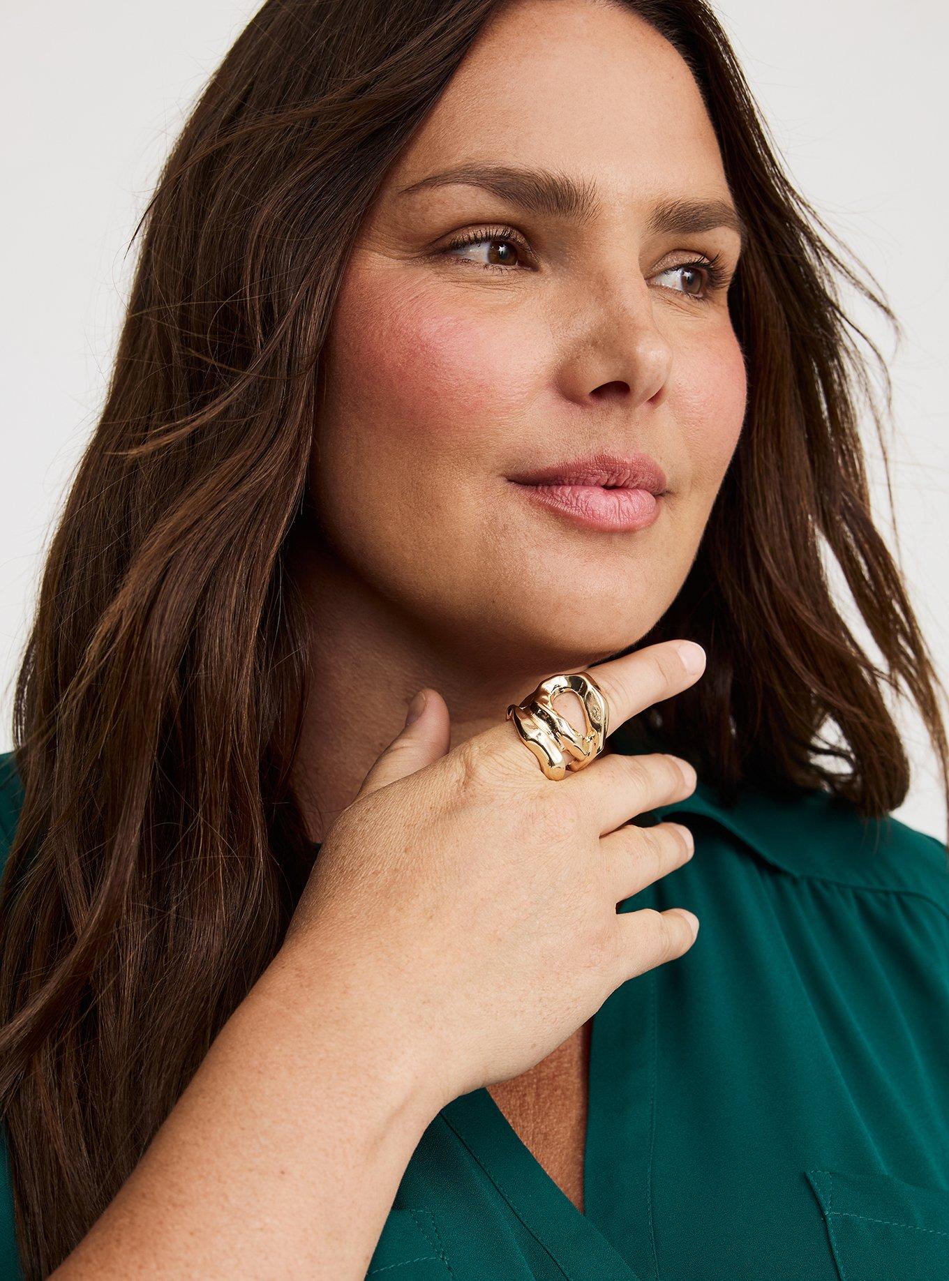 Organic Statement Ring