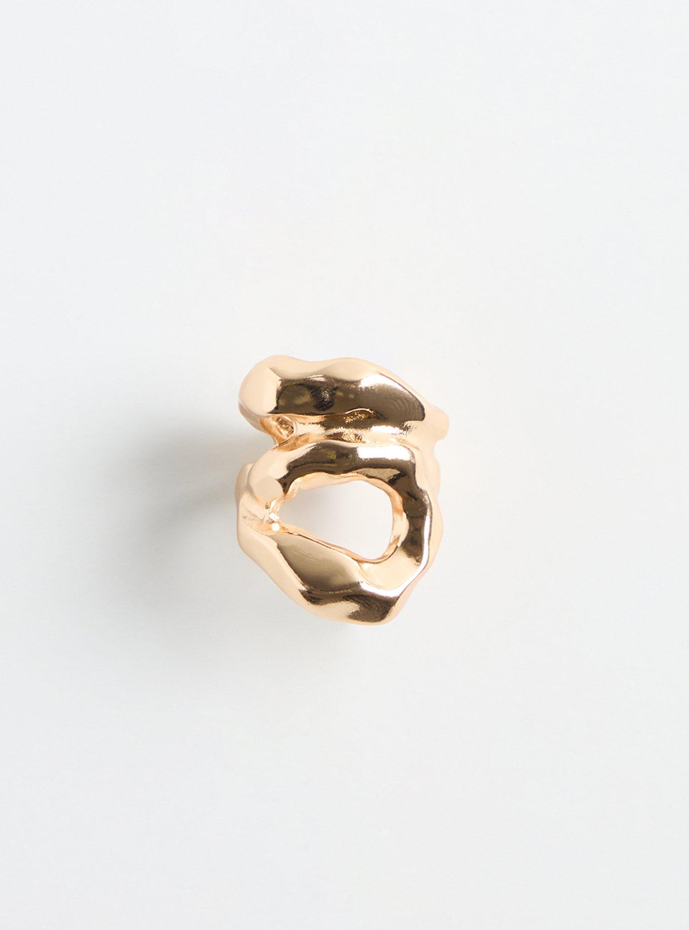 Organic Statement Ring