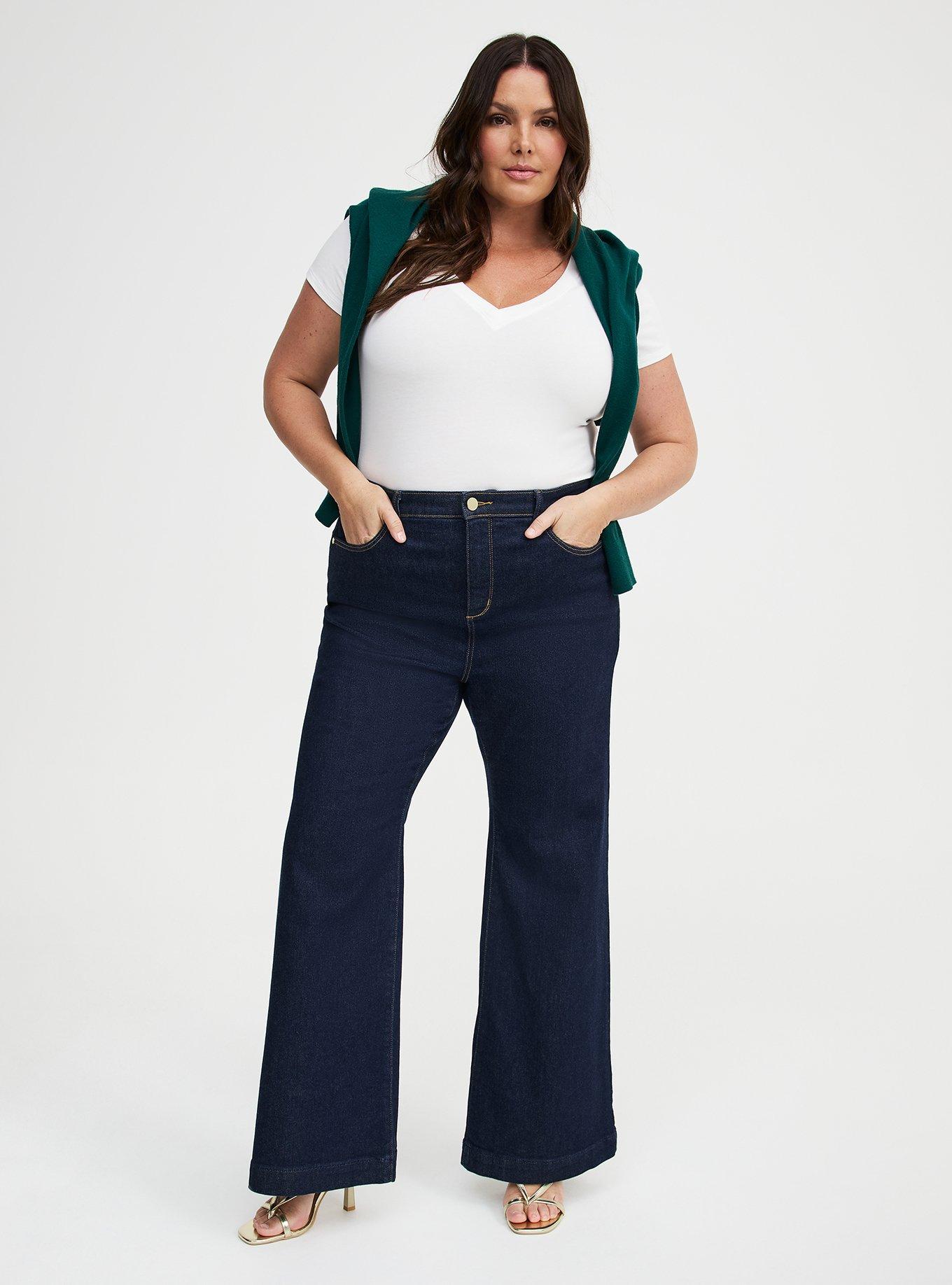 Fitted Cotton V-Neck Tee, BRIGHT WHITE, alternate