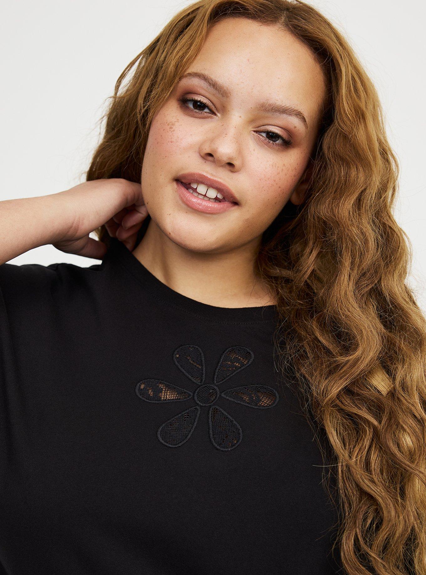 Cotton Cutout Relaxed Crew Tee, DEEP BLACK, alternate