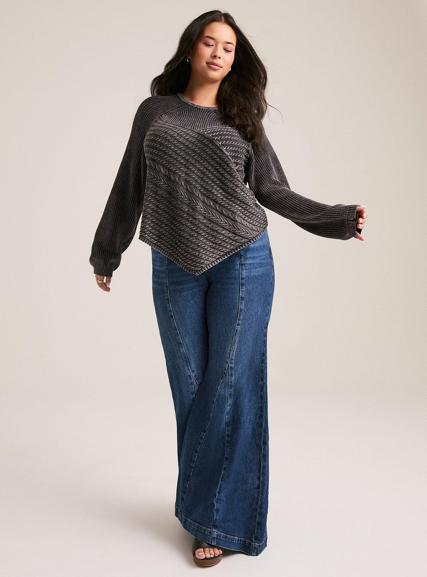 Festi Cropped Crew Sweater