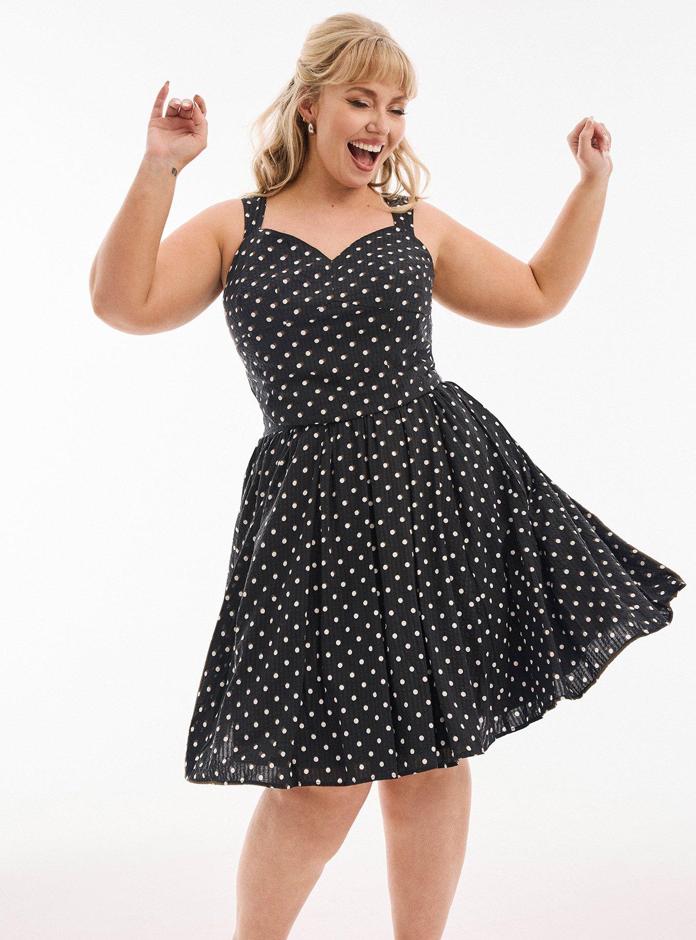 Retro Chic Sweetheart Crop Top, CLOSE DOT DEEP BLACK, alternate