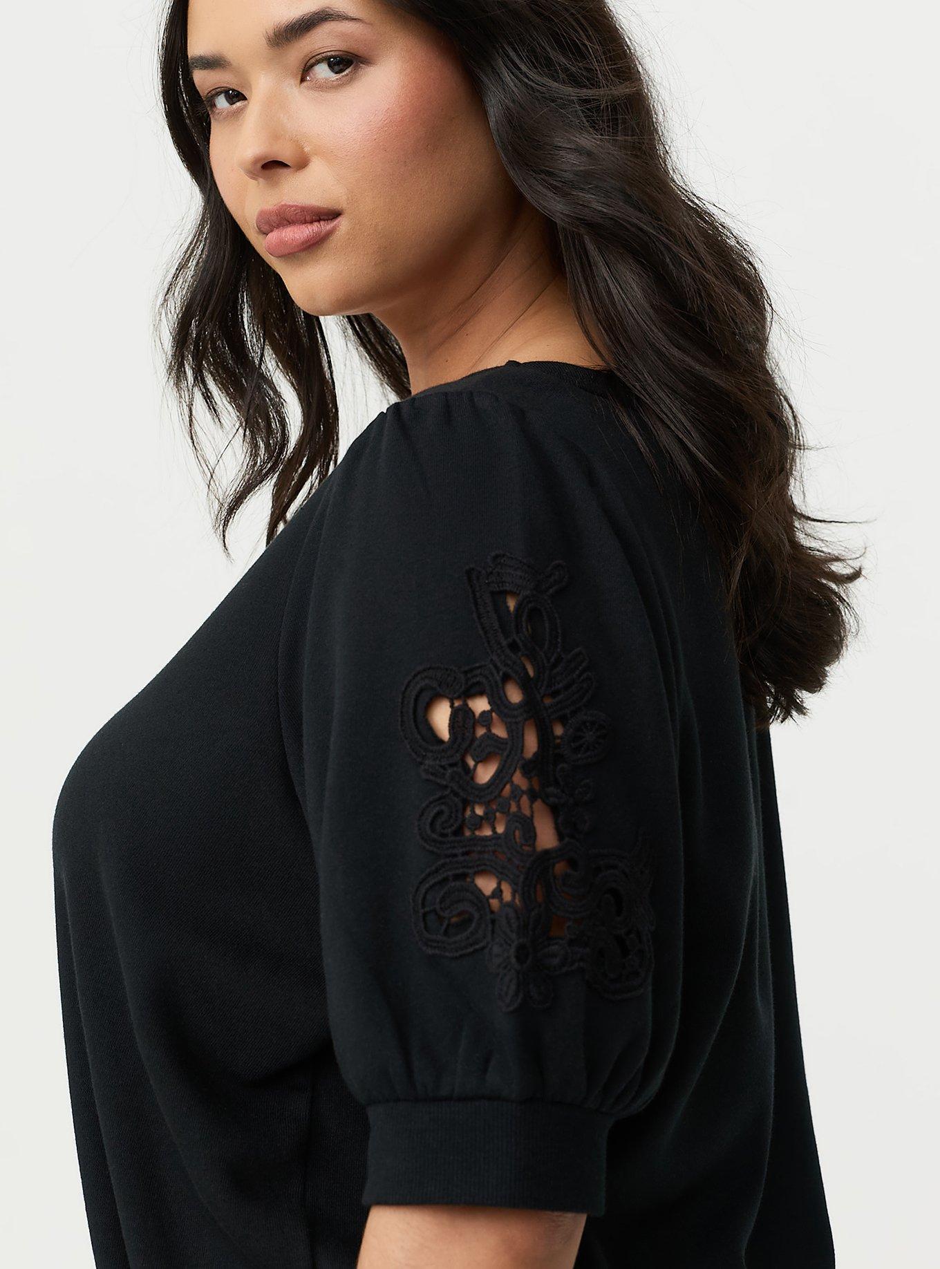 Cozy Fleece V-Neck Crochet Sweatshirt, DEEP BLACK, alternate