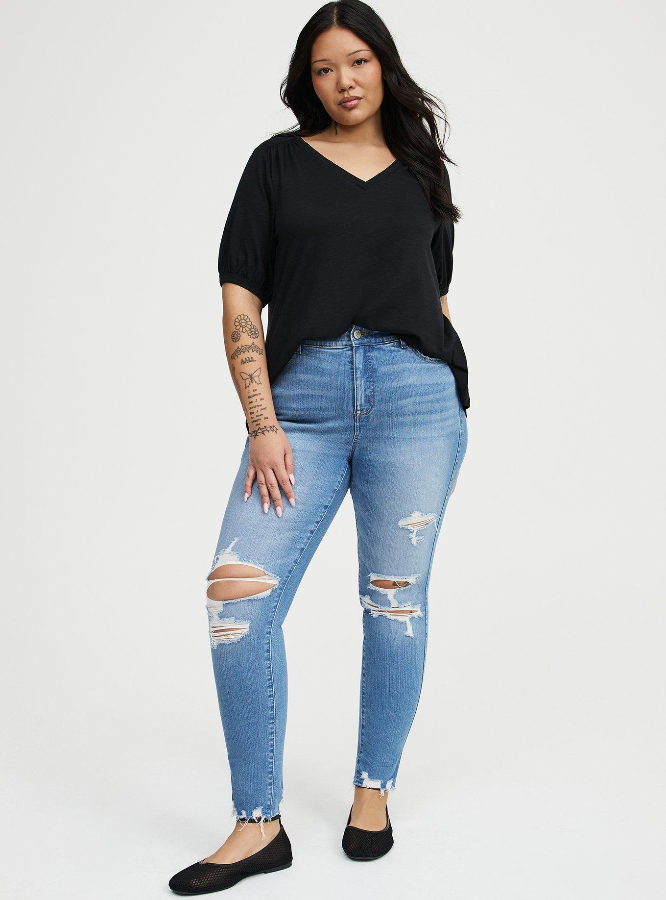 Vintage Slub Shirred Yoke V-Neck Tee, DEEP BLACK, alternate