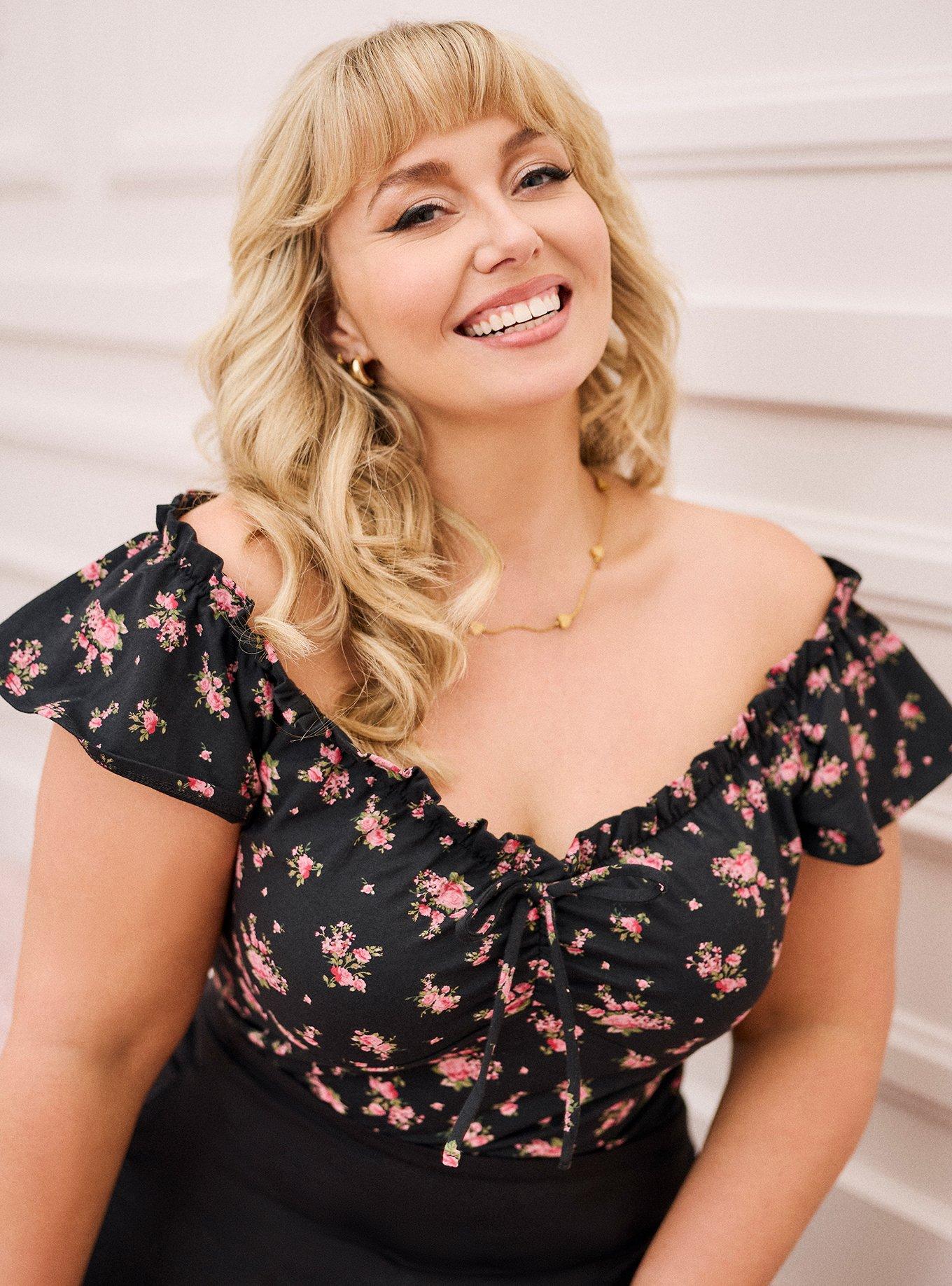 Retro Chic Off-Shoulder Flutter Sleeve Top, ROMY ROSES FLORAL BLACK, hi-res