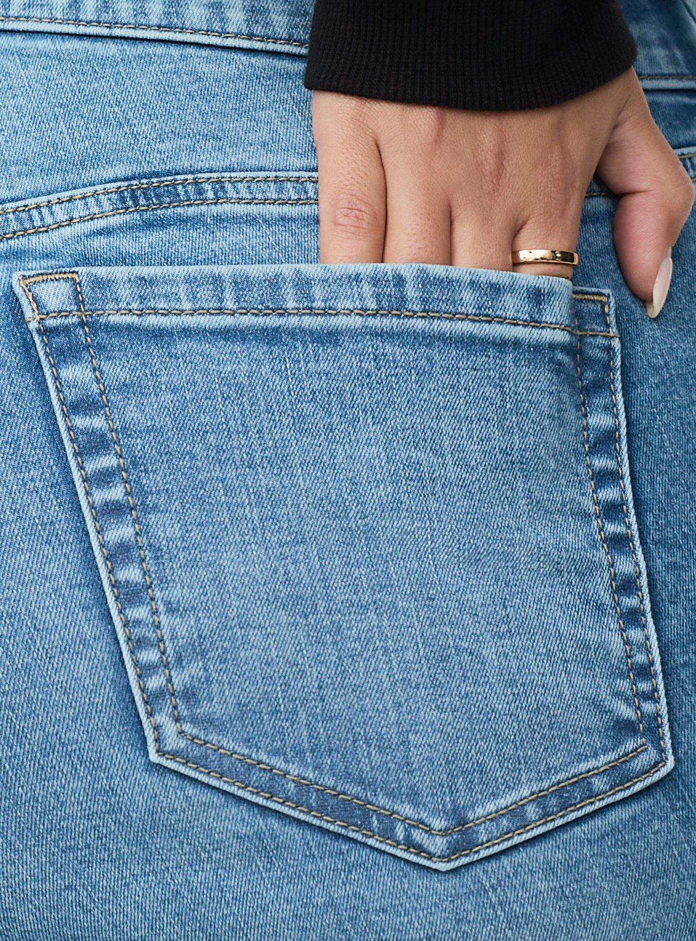 Sky-High Skinny Capri Jean